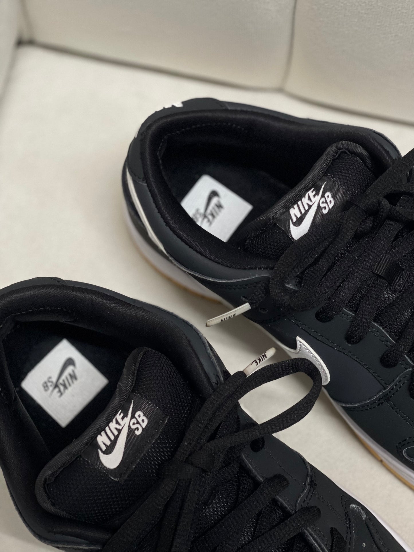 Nike SB Dunk Low Black Gum