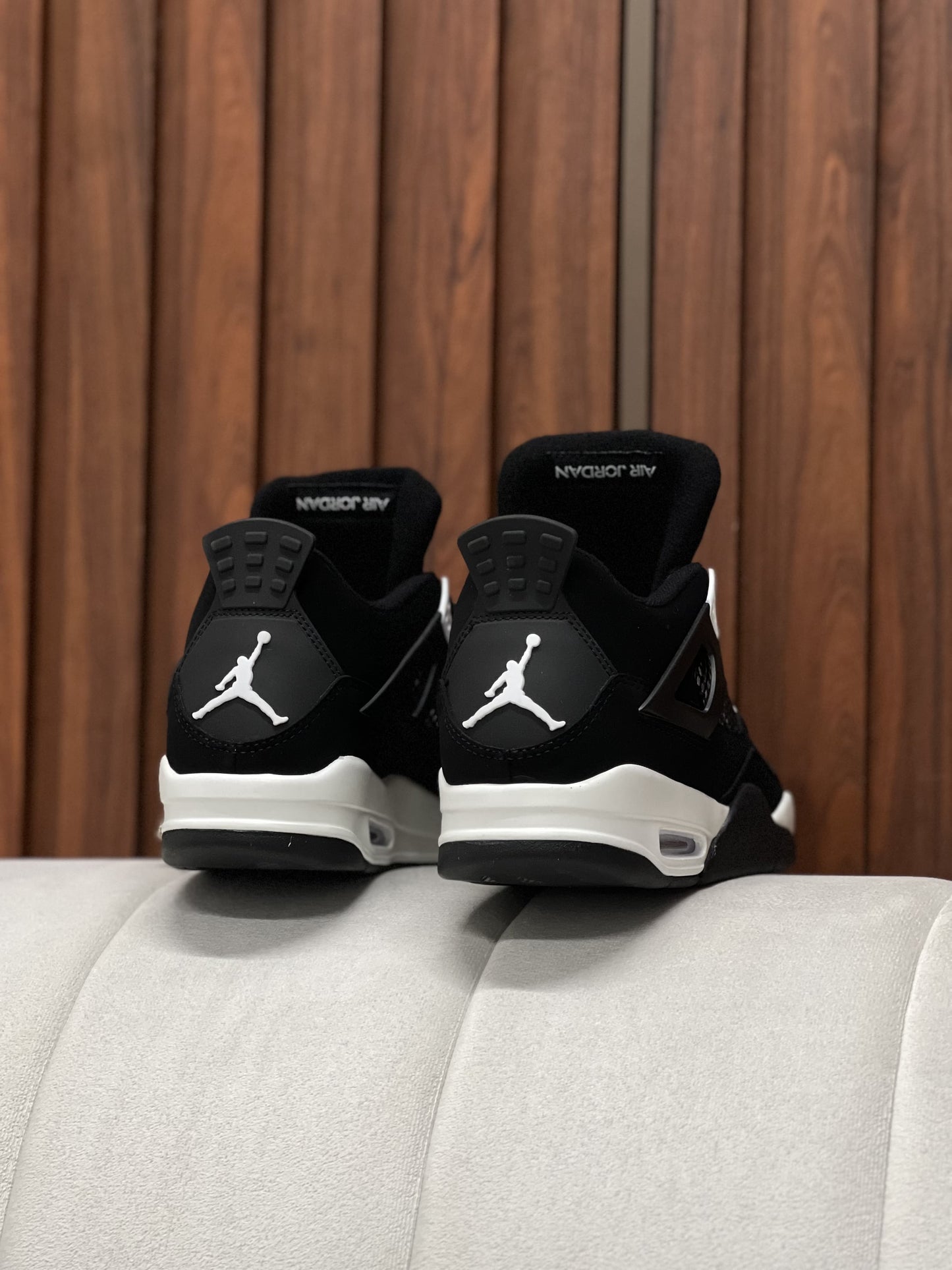 Nike Air Jordan 4 Retro White Thunder