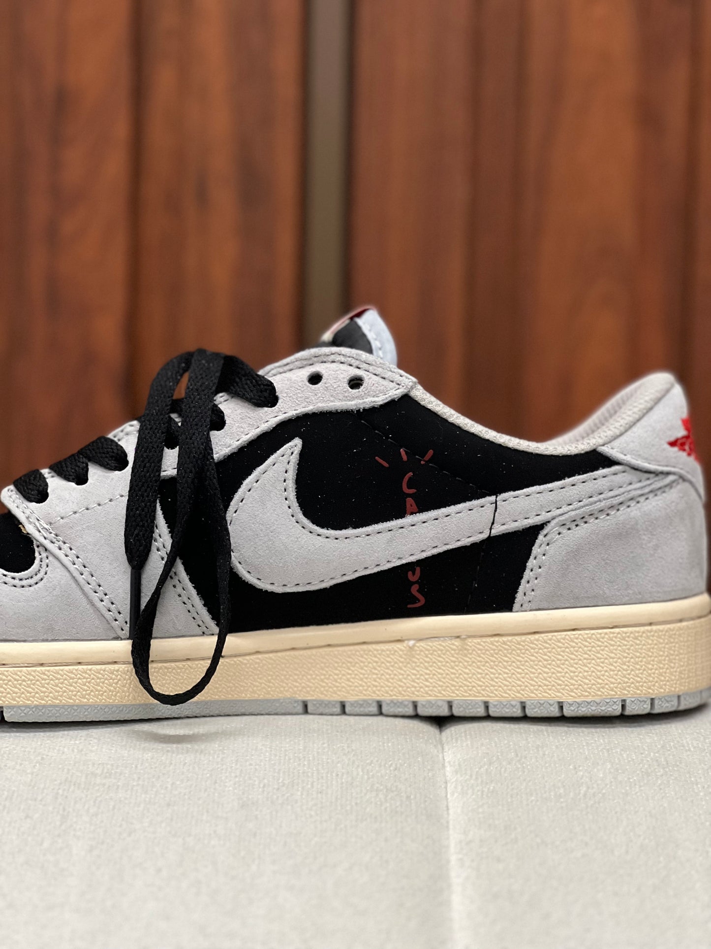 Nike Air jordan retro 1 X Travis Scott