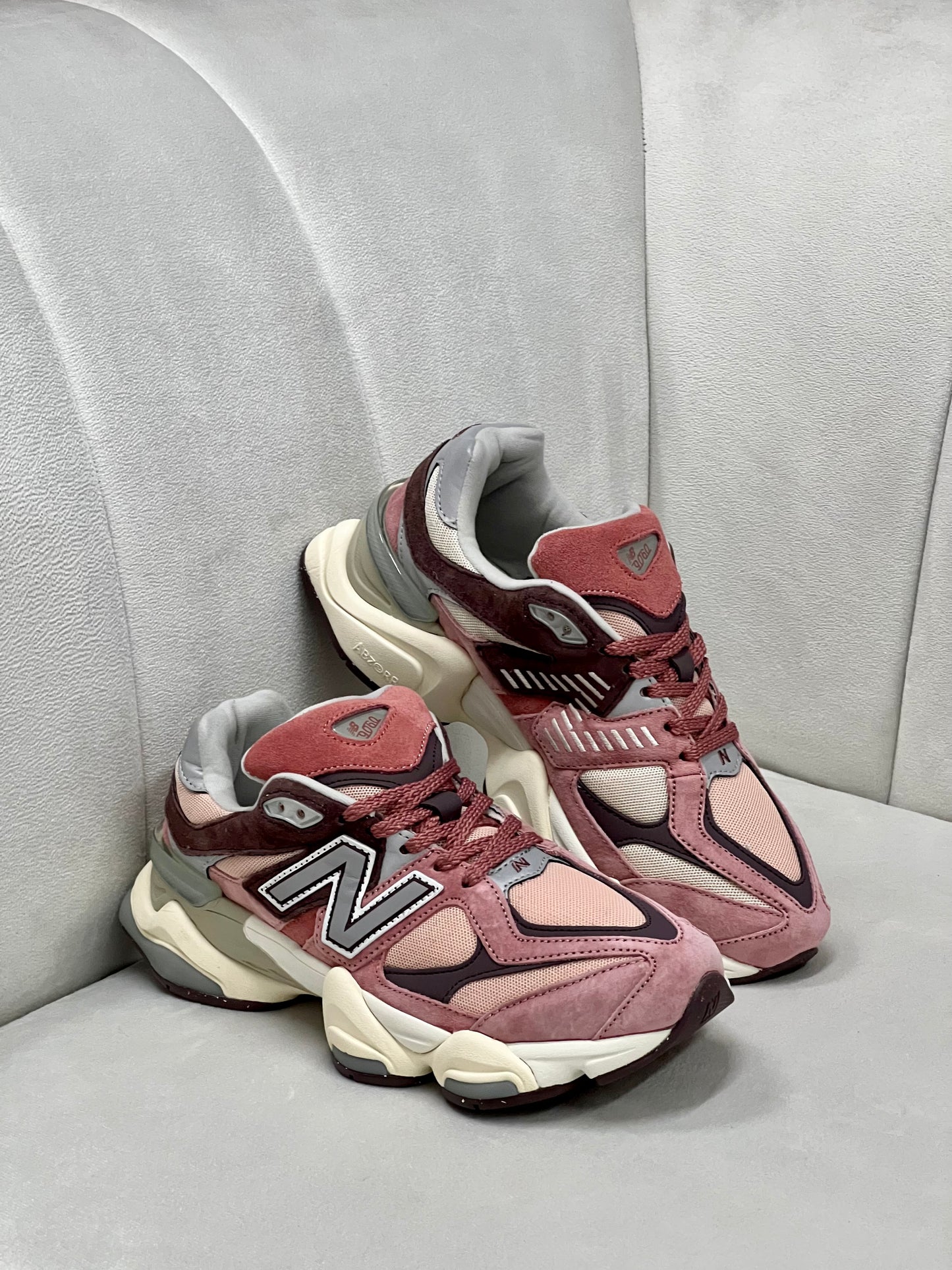 New Balance 9060 Cherry Blossom