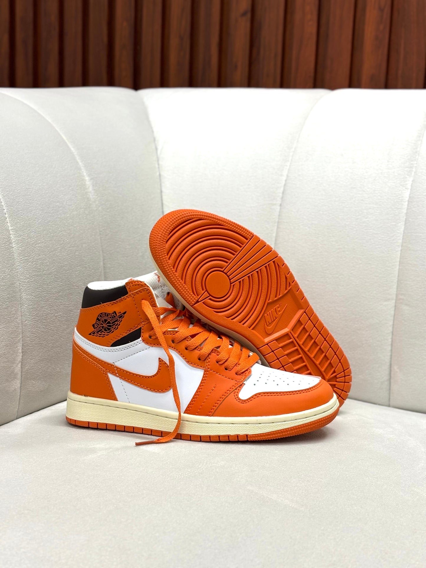 Nike Air Jordan 1 Retro High OG Starfish