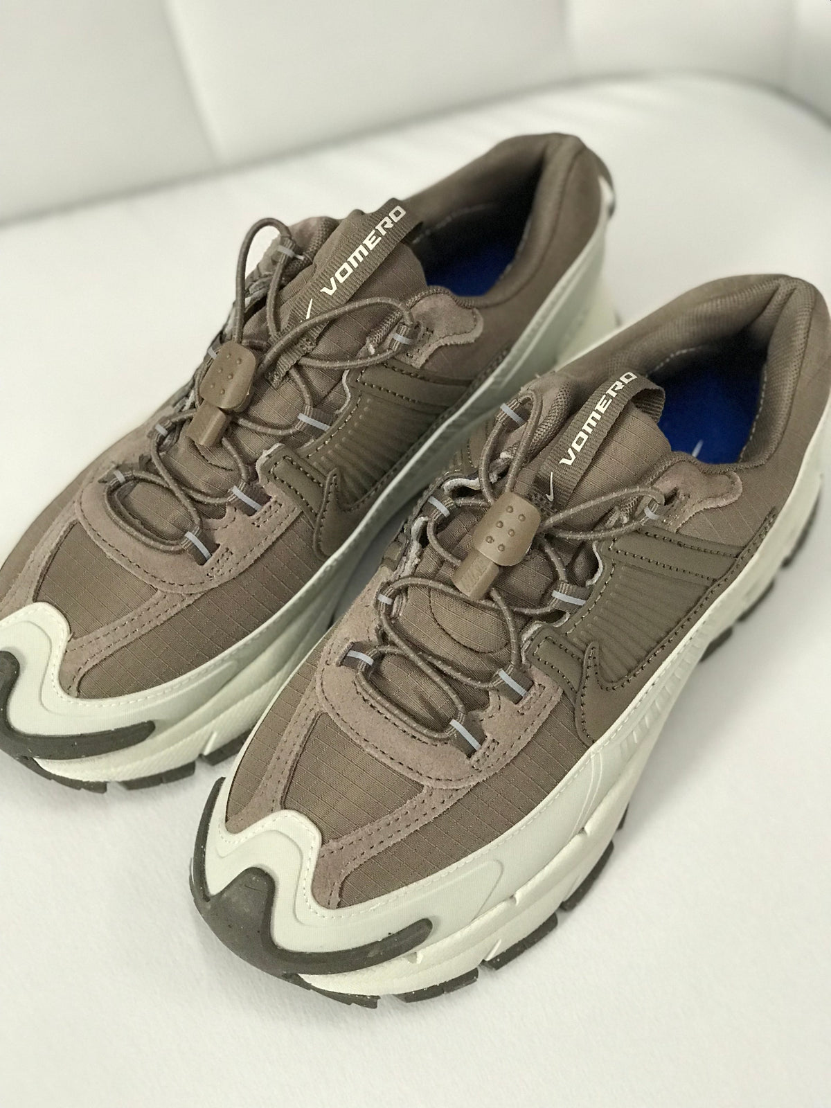 Nike Zoom Vomero 5 Roam Light Bone Mink Brown