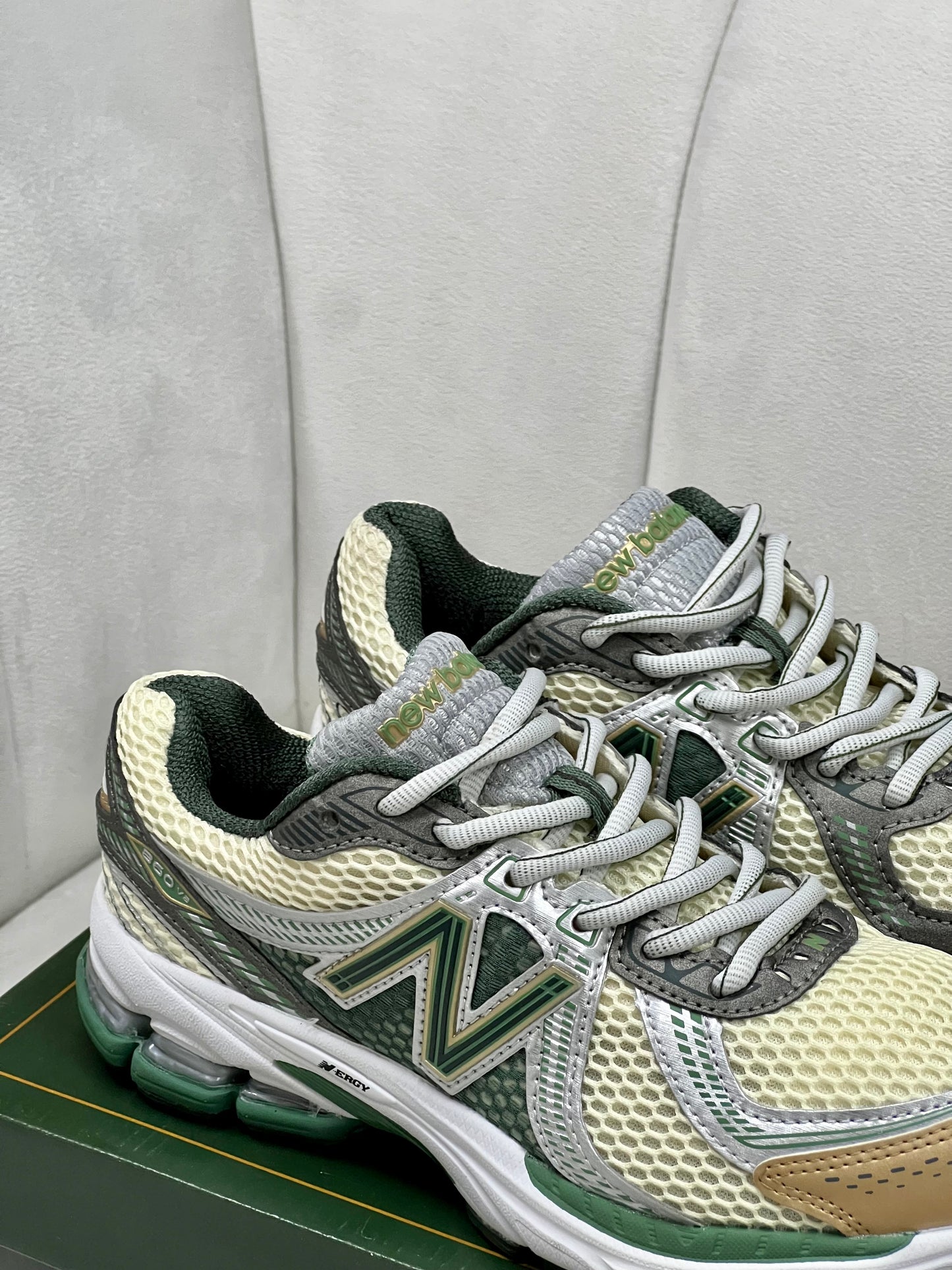 New Balance 860 V2 Aime Leon Dore Green