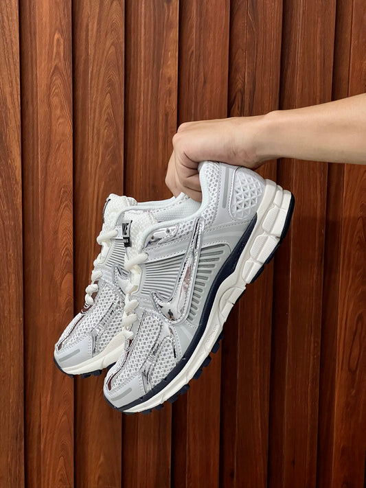 Nike Zoom Vomero 5 Photon Dust Metallic Silver