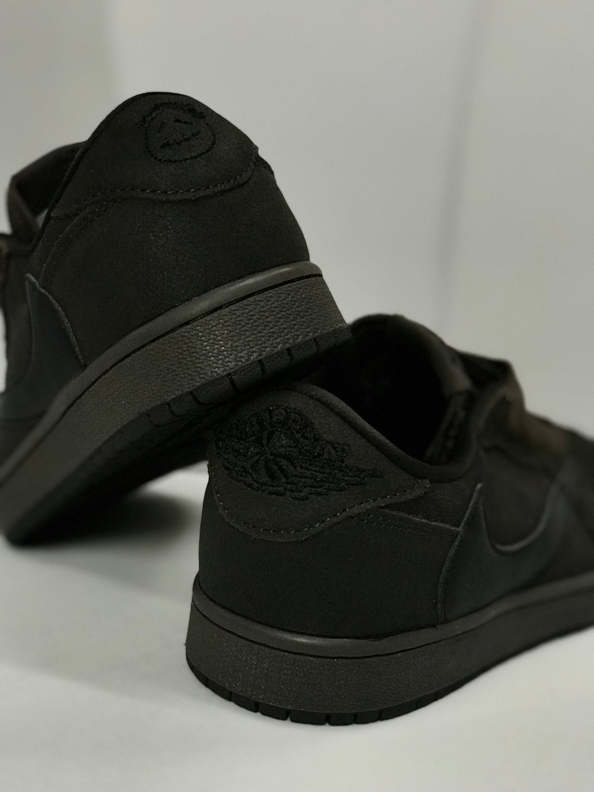 Nike Air Jordan Retro 1 X Travis Scott Velvet Brown