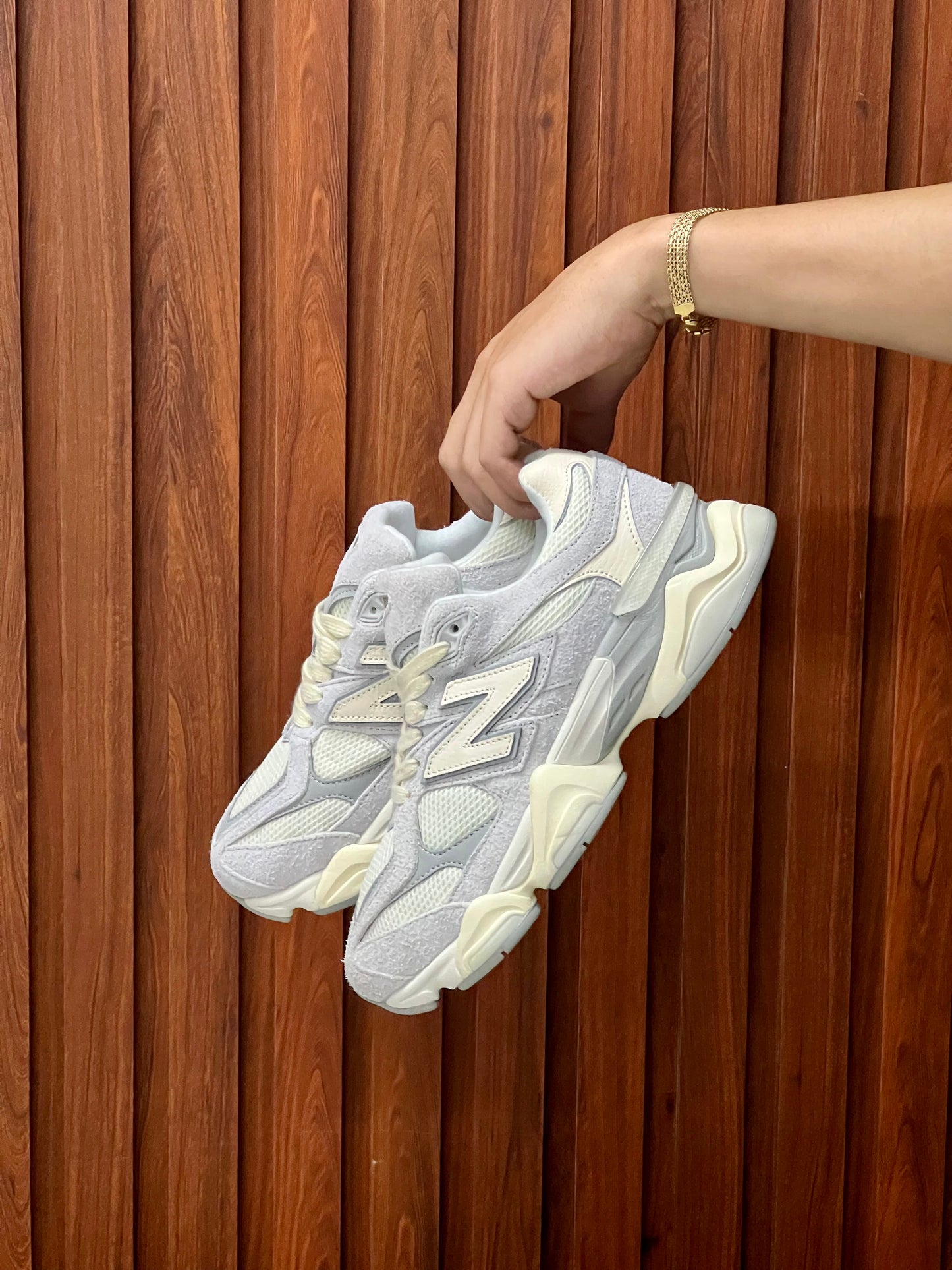 New Balance 9060 Quartz Grey