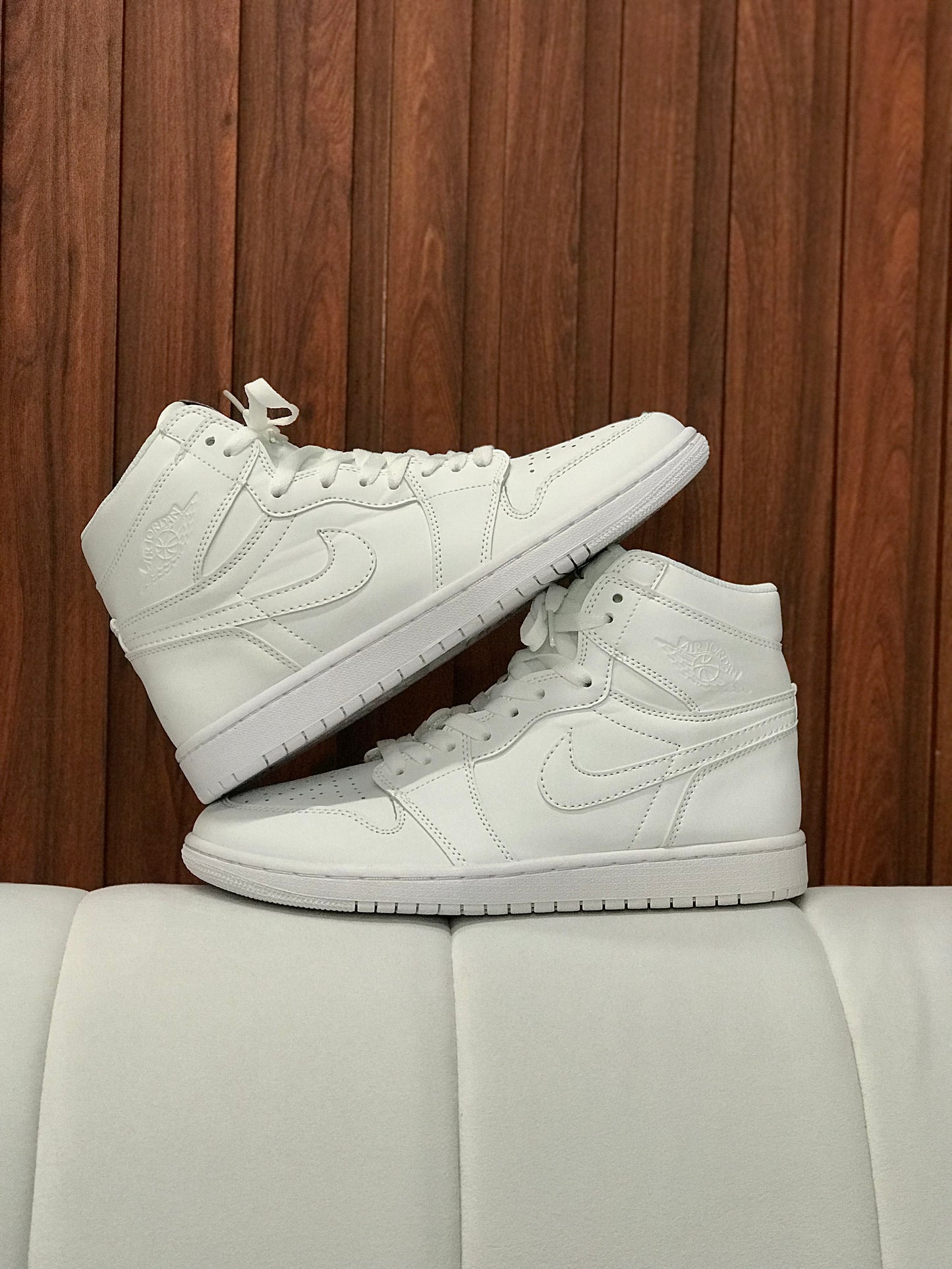 Nike Jordan 1 Retro White
