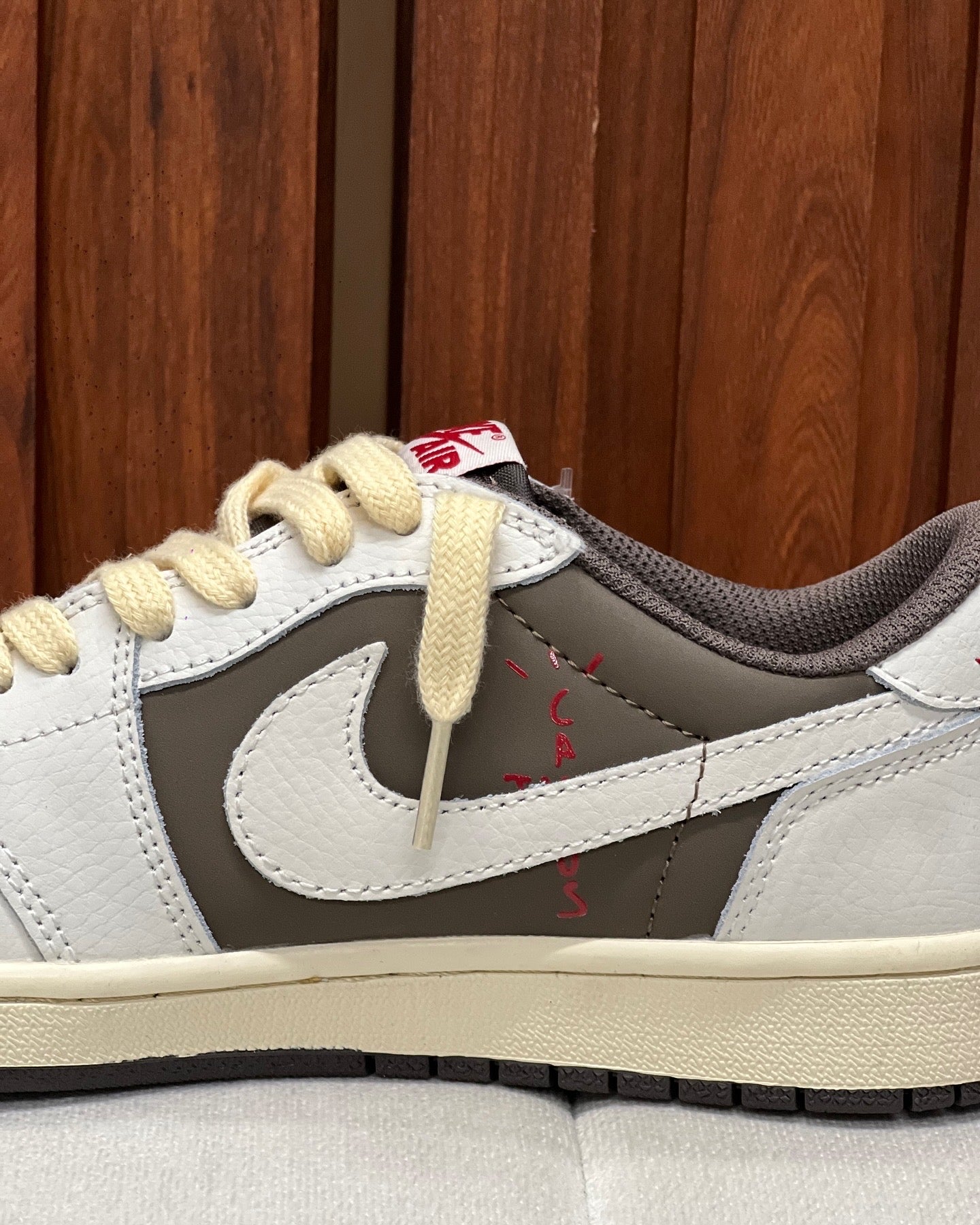 Nike Air jordan retro 1 X Travis Scott