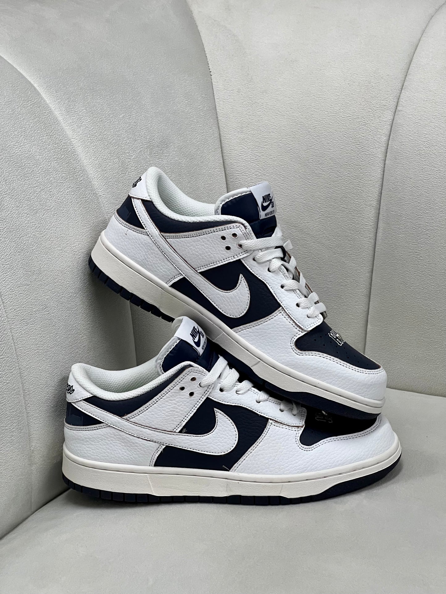 Nike SB Dunk Low
HUF Nueva York