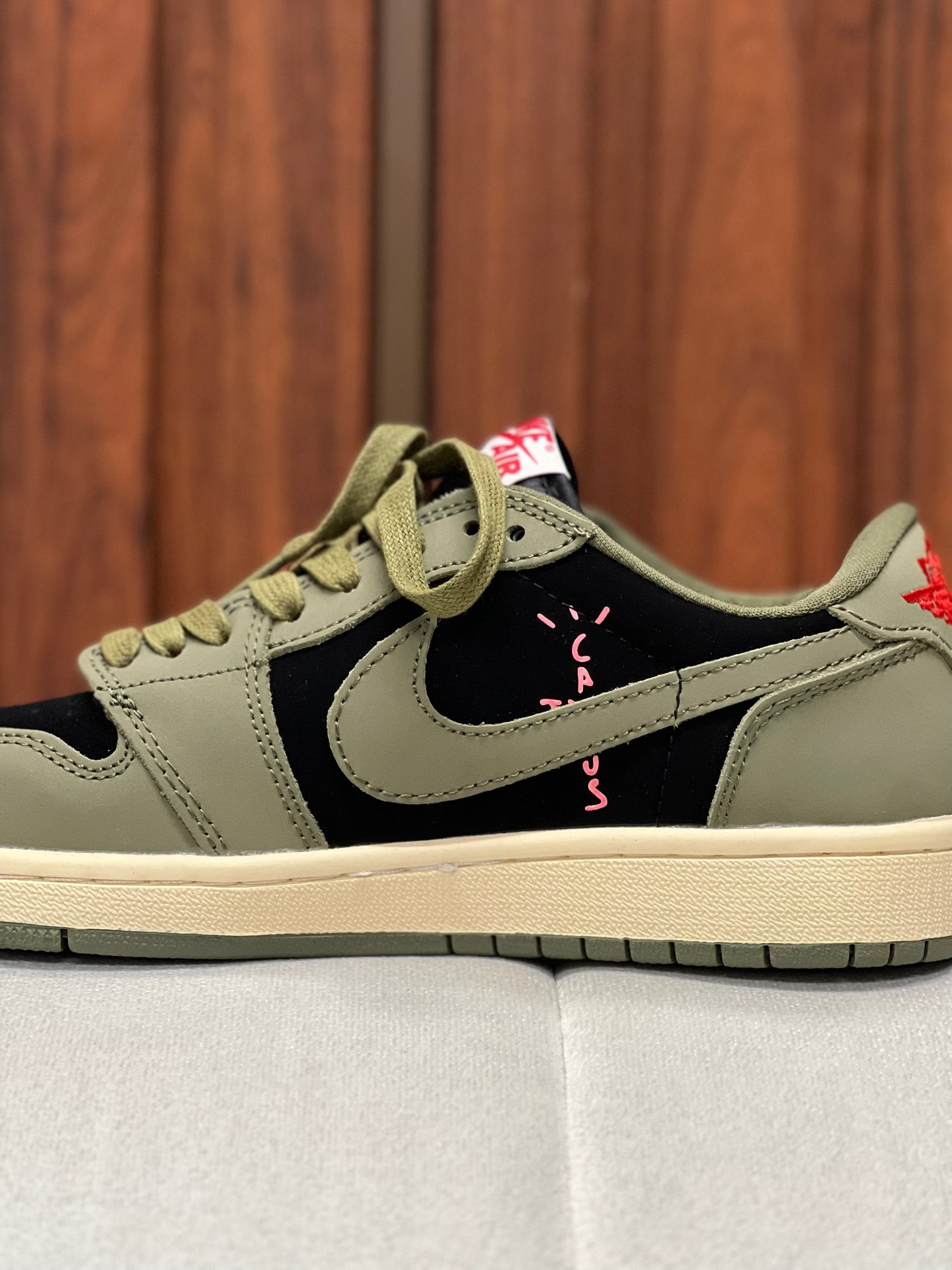 Nike Air jordan retro 1 X Travis Scott