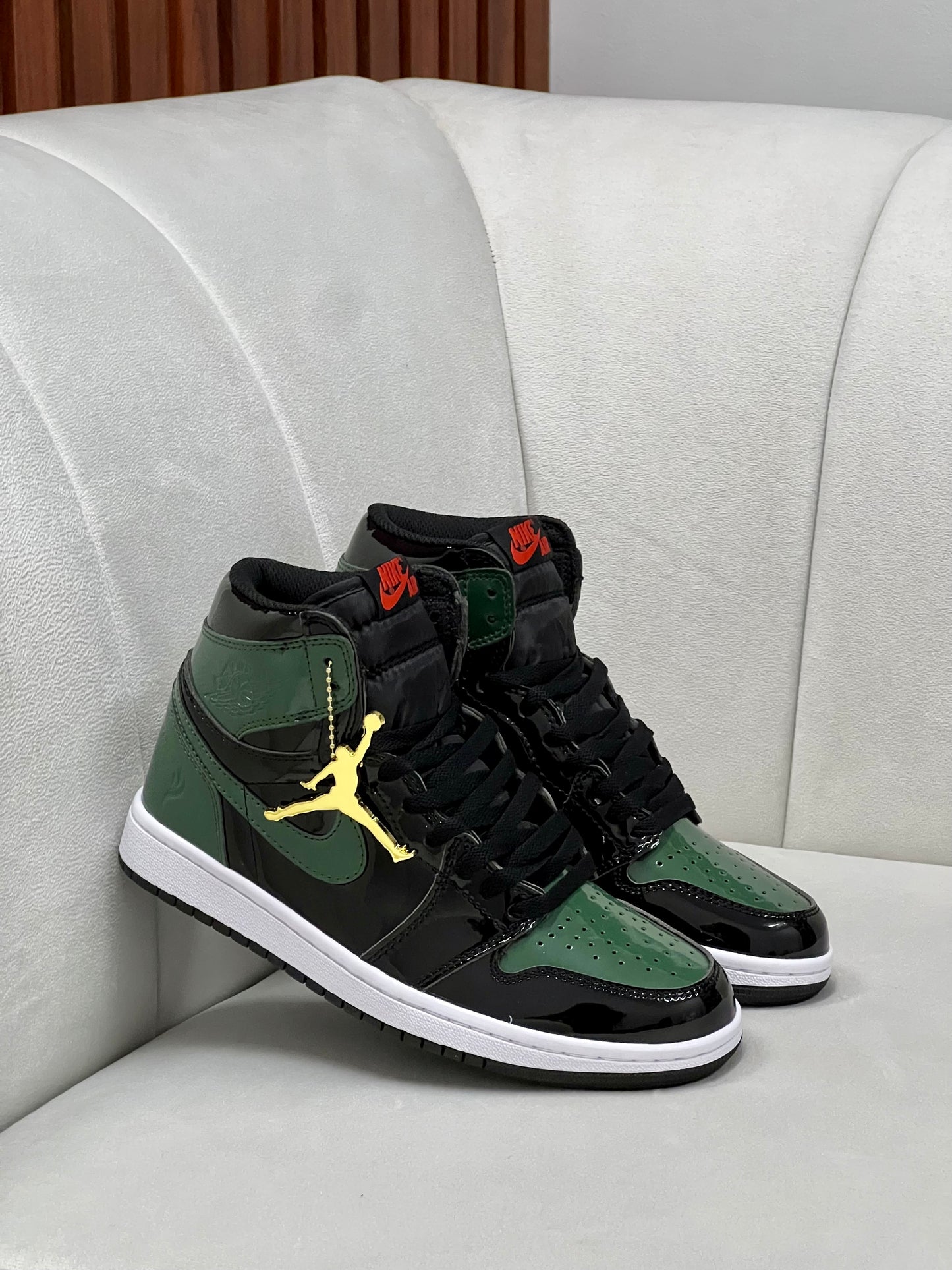 Nike Jordan Retro 1 Solefly