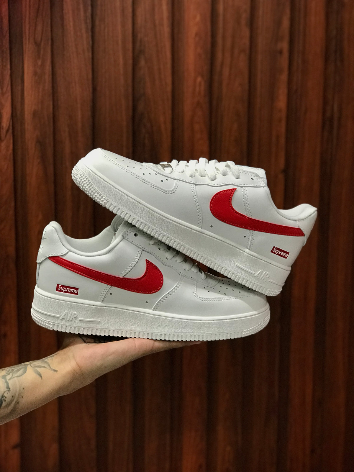 Nike Air Force 1 Supreme Shanghai