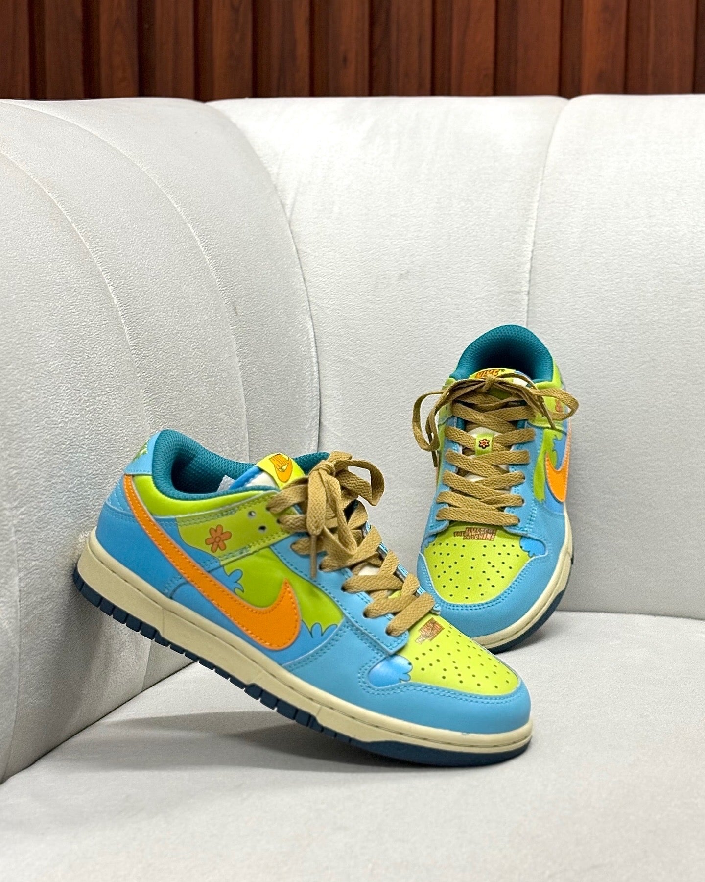 Nike SB Dunk Low Scooby-Doo