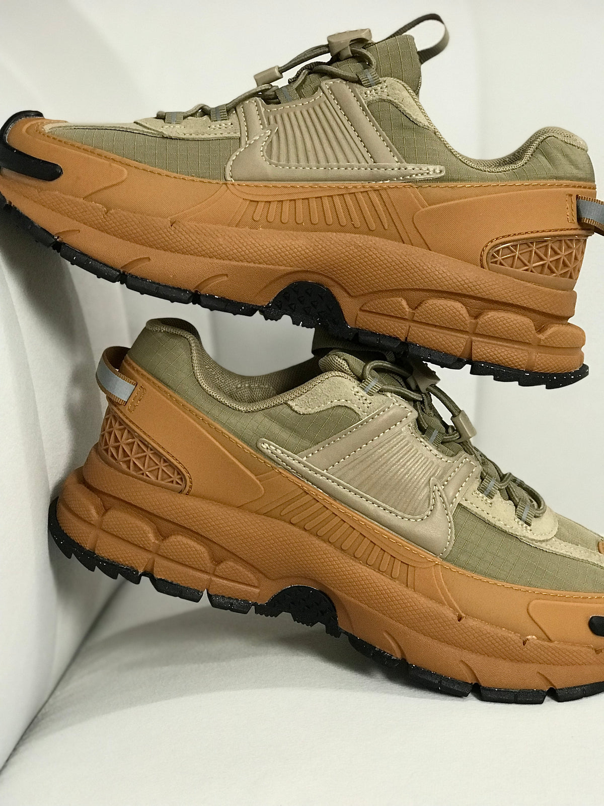 Nike Zoom Vomero 5 Roam Flax