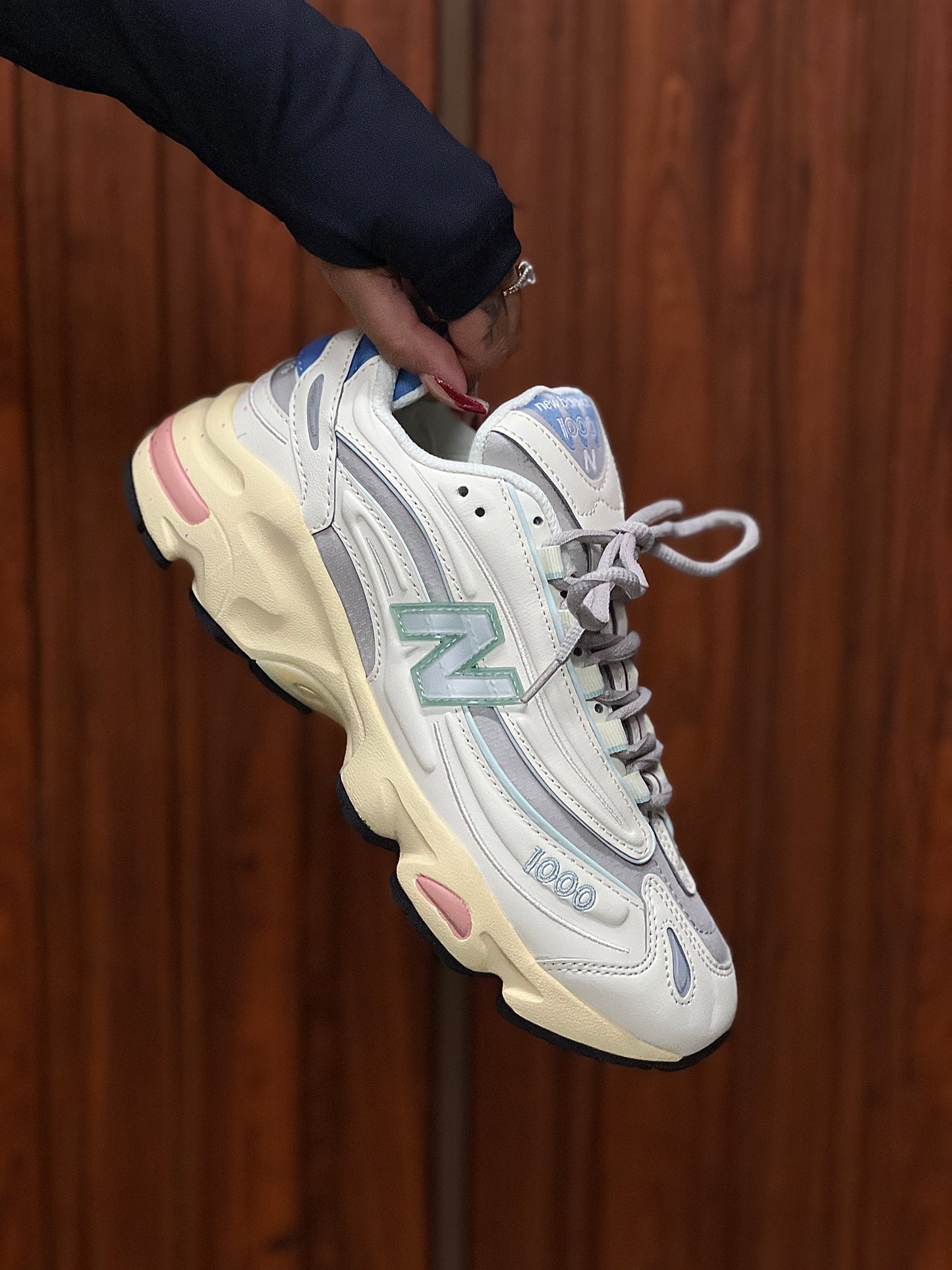 New Balance 1000 Angora