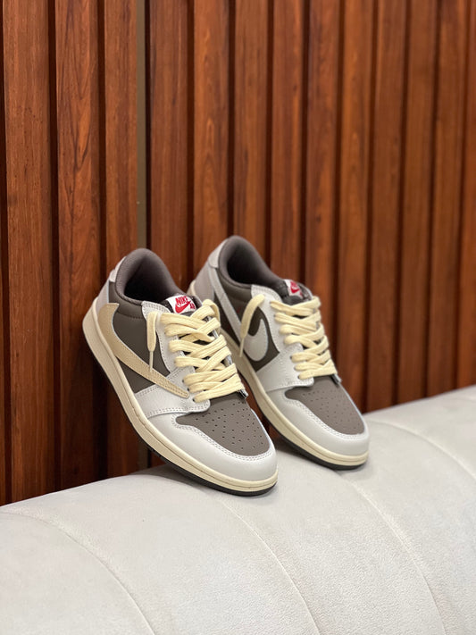 Nike Air jordan retro 1 X Travis Scott