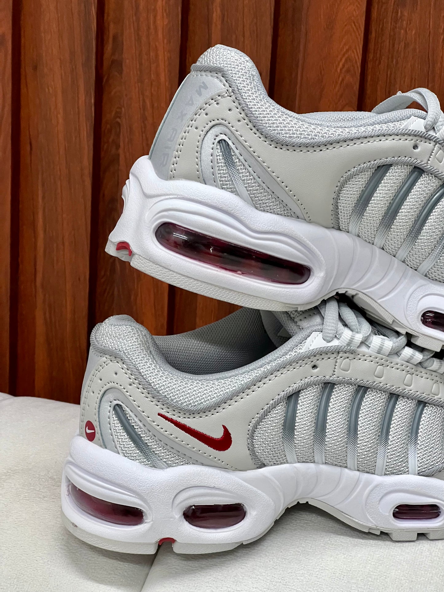 Nike Air Max Tailwind 4