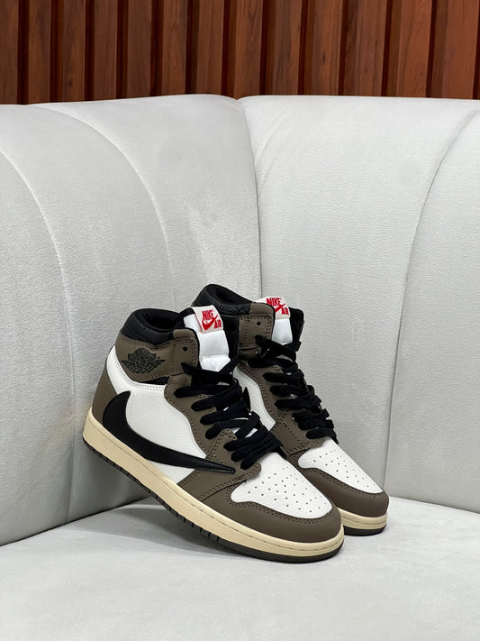 Nike Air Jordan 1 X Travis Scott