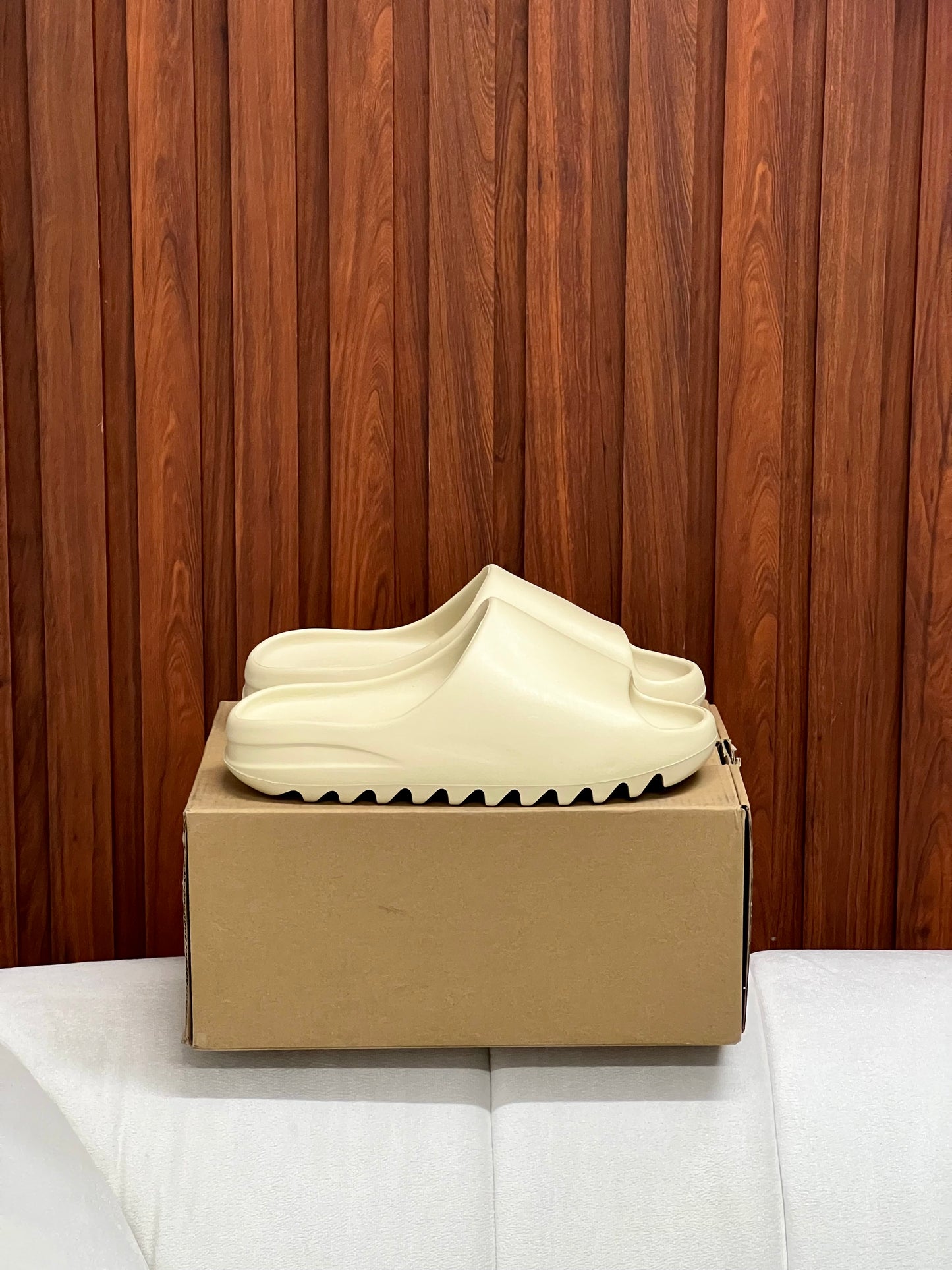 Adidas Yeezy Slide Bone