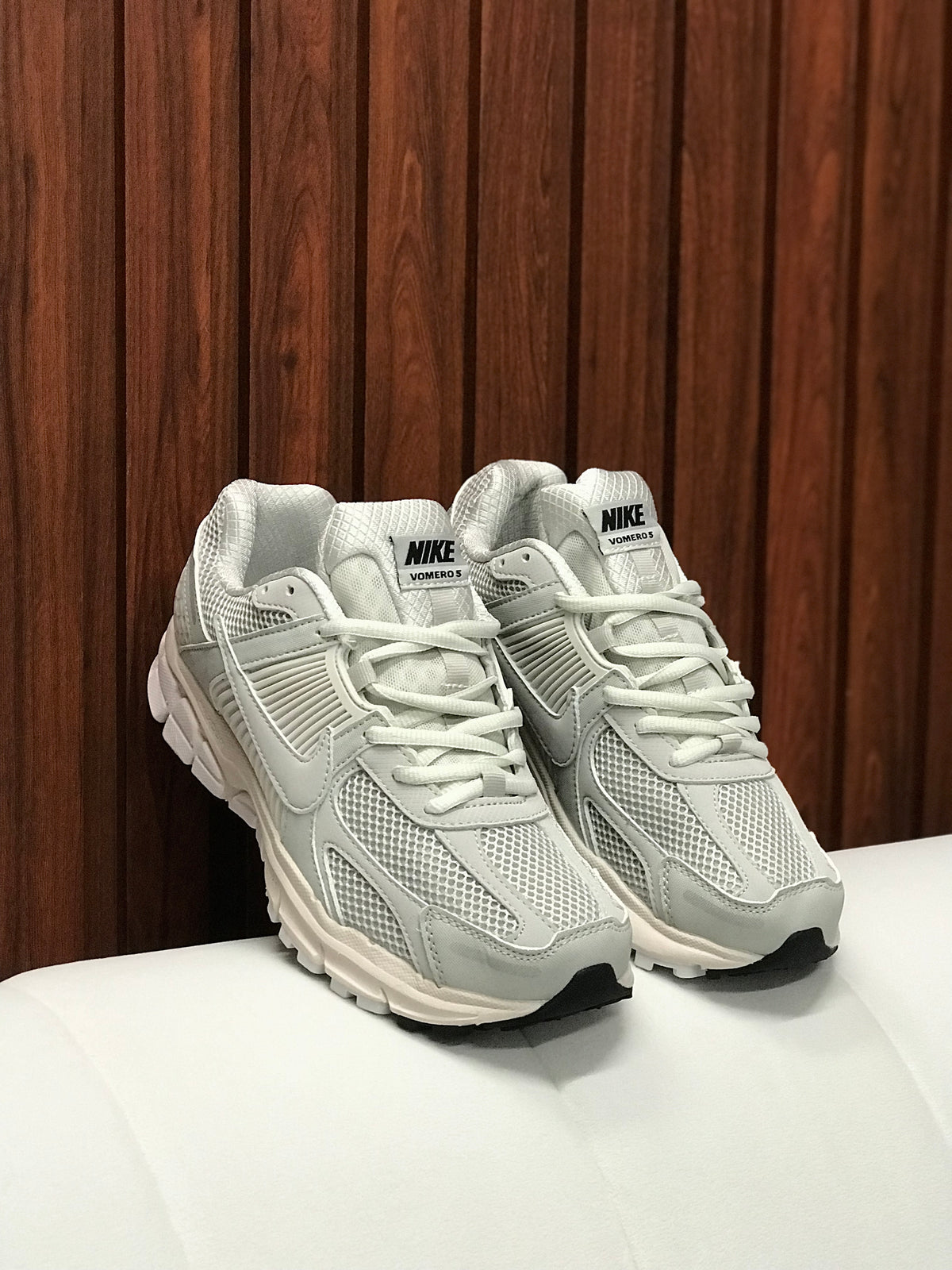 Nike Zoom Vomero 5 White Vast Grey