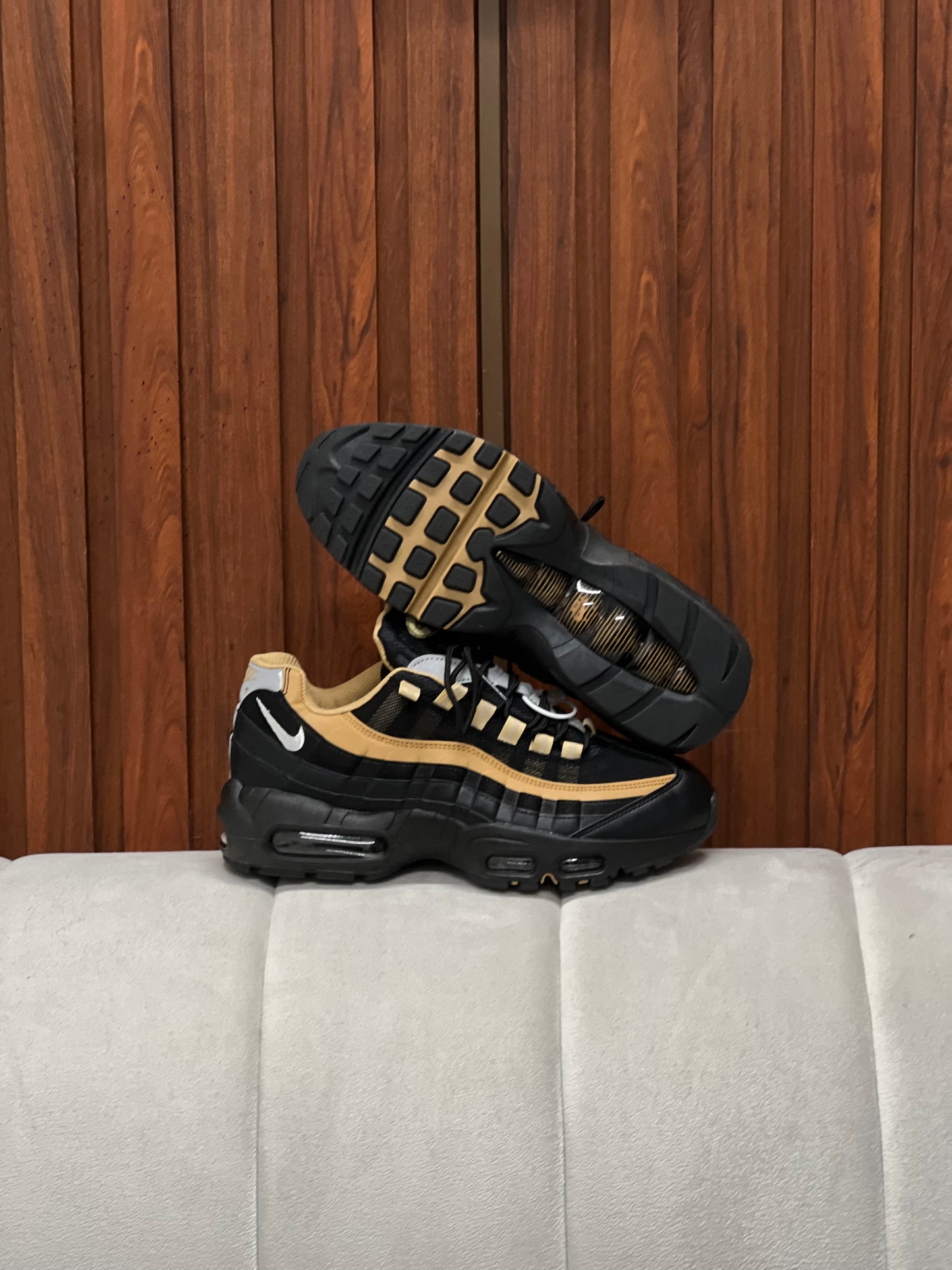 Nike Air Max 95 Black Elemental Gold