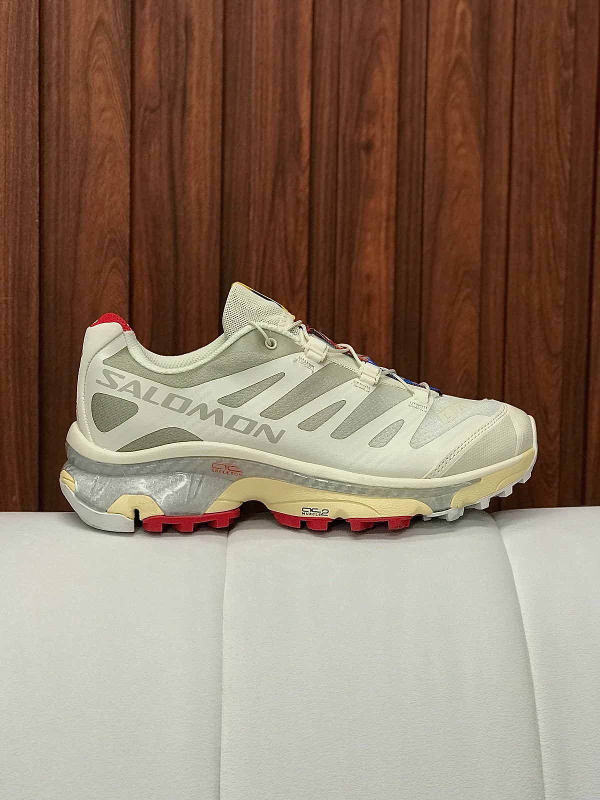 Salomon XT 4 OG Vanilla Ice Fiery