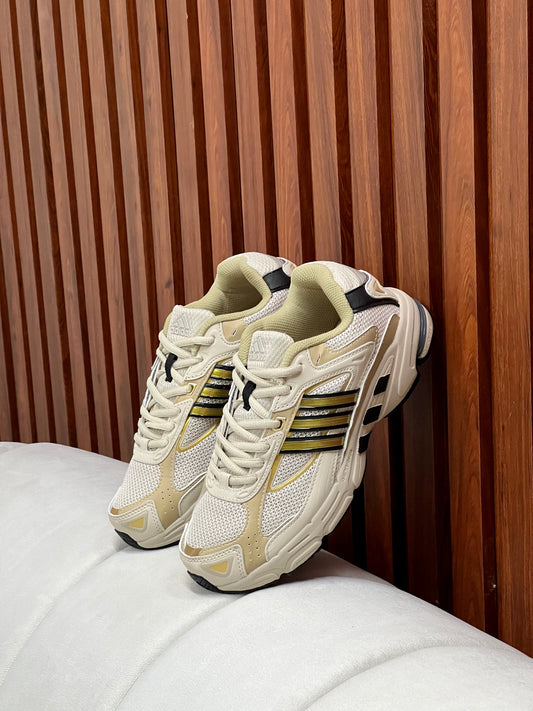 Adidas Response CL