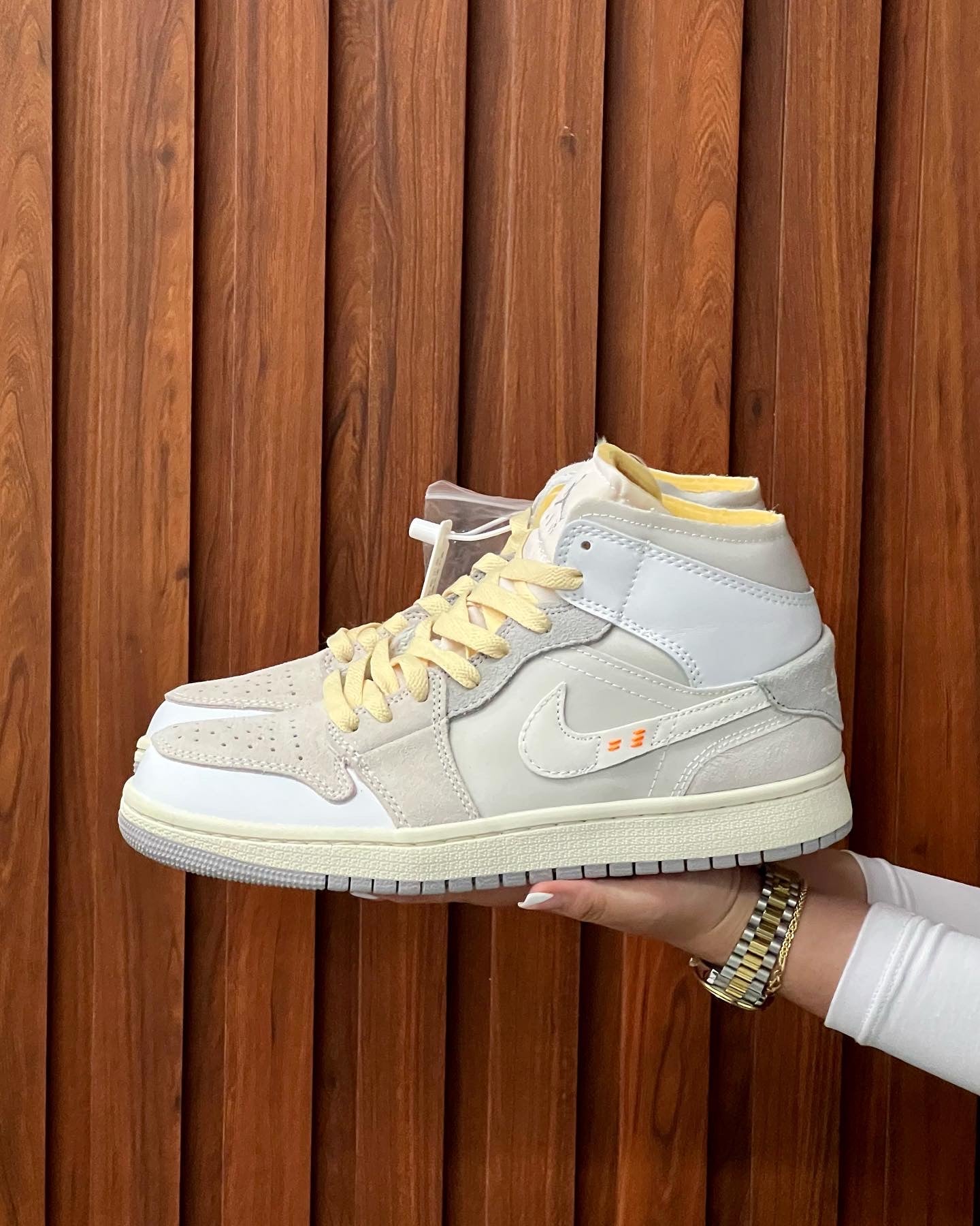 Nike Air Jordan 1 Mid SE Craft Inside Out