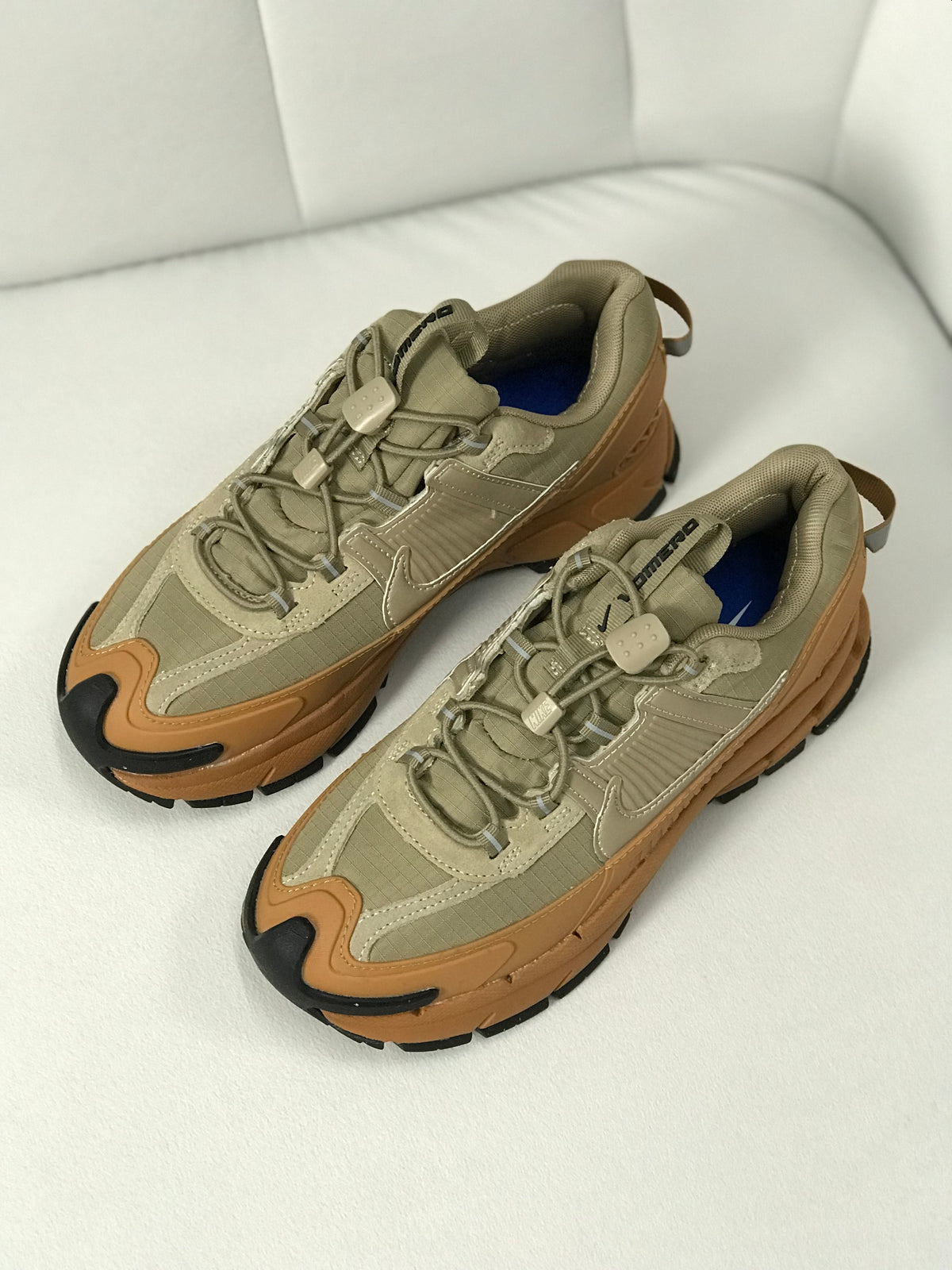 Nike Zoom Vomero 5 Roam Flax