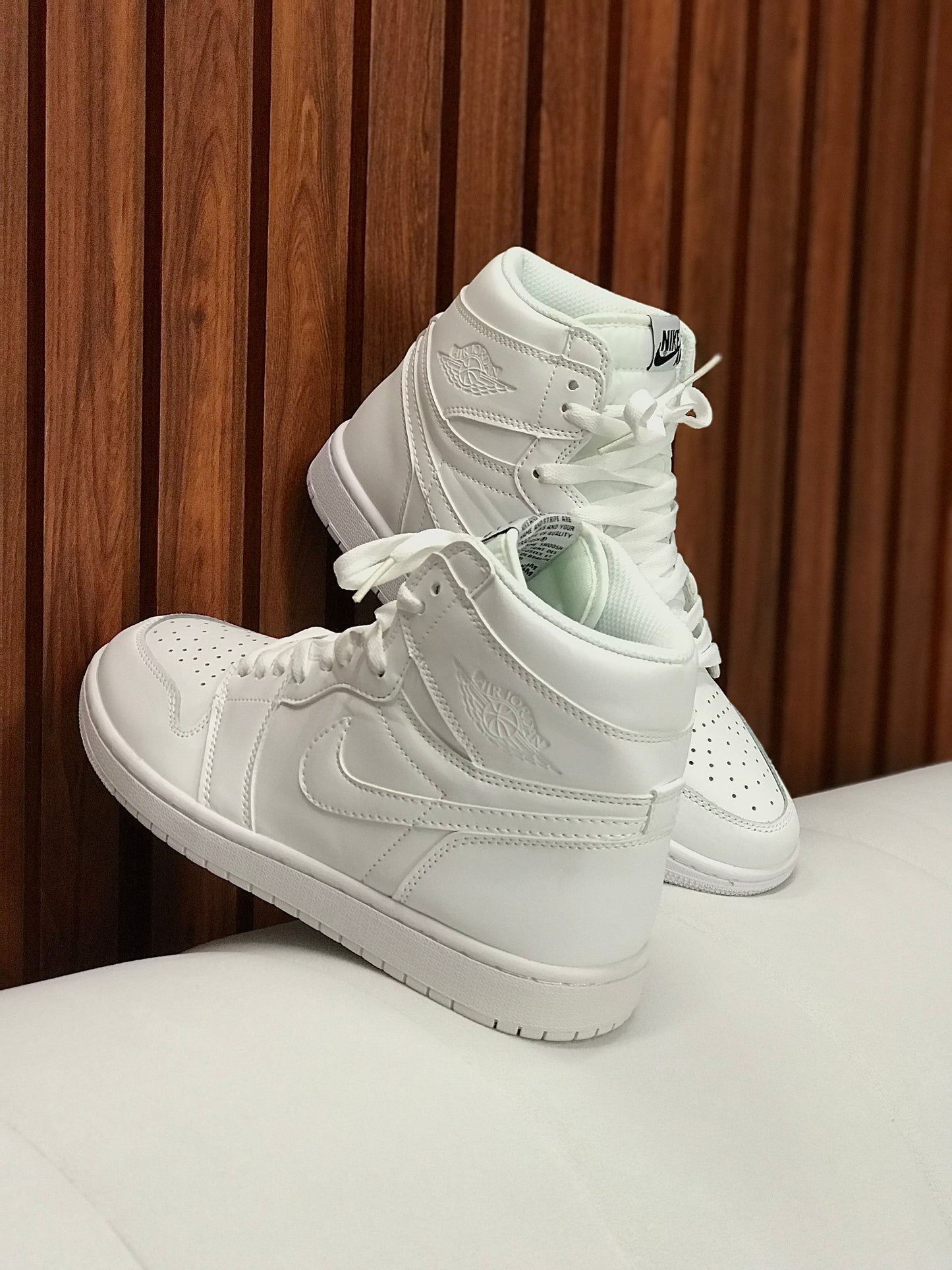 Nike Jordan 1 Retro White