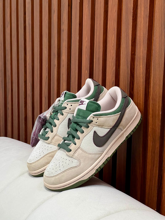 Nike SB Dunk Low