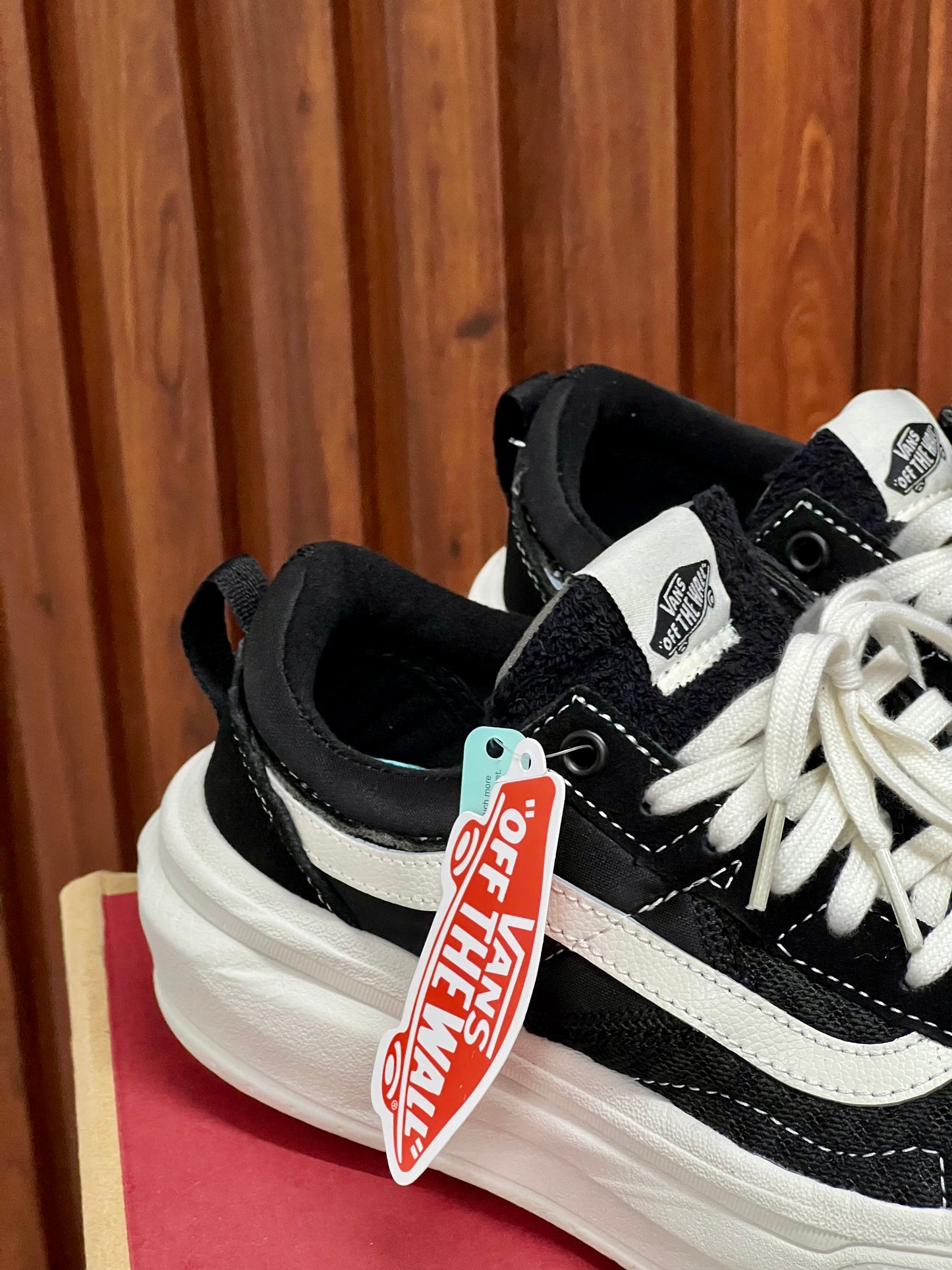 Vans Old Skool Overt Plus