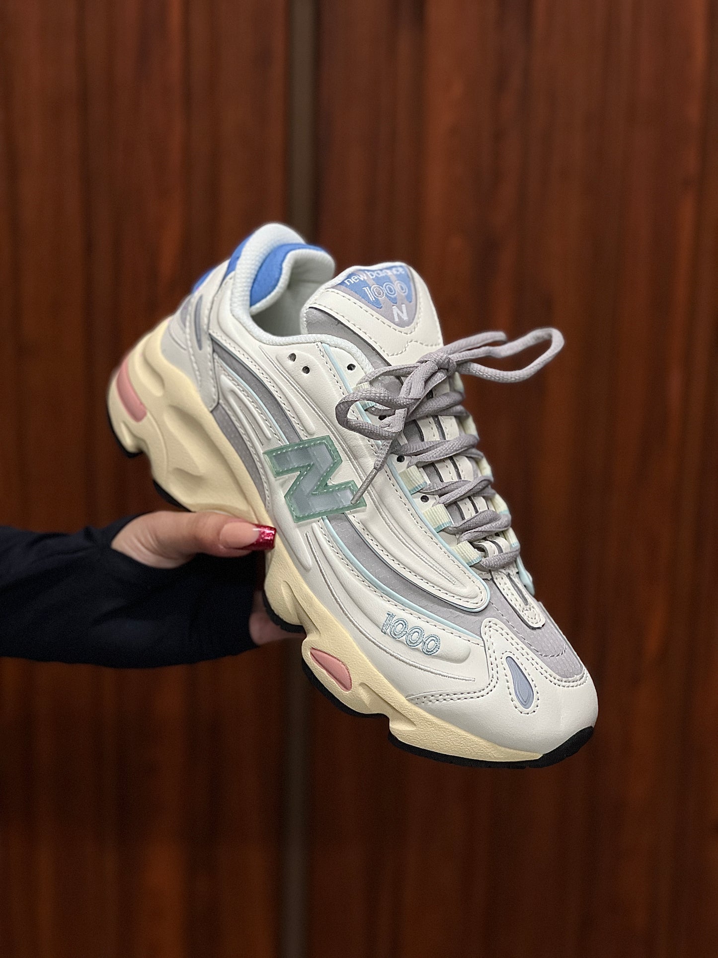 New Balance 1000 Angora