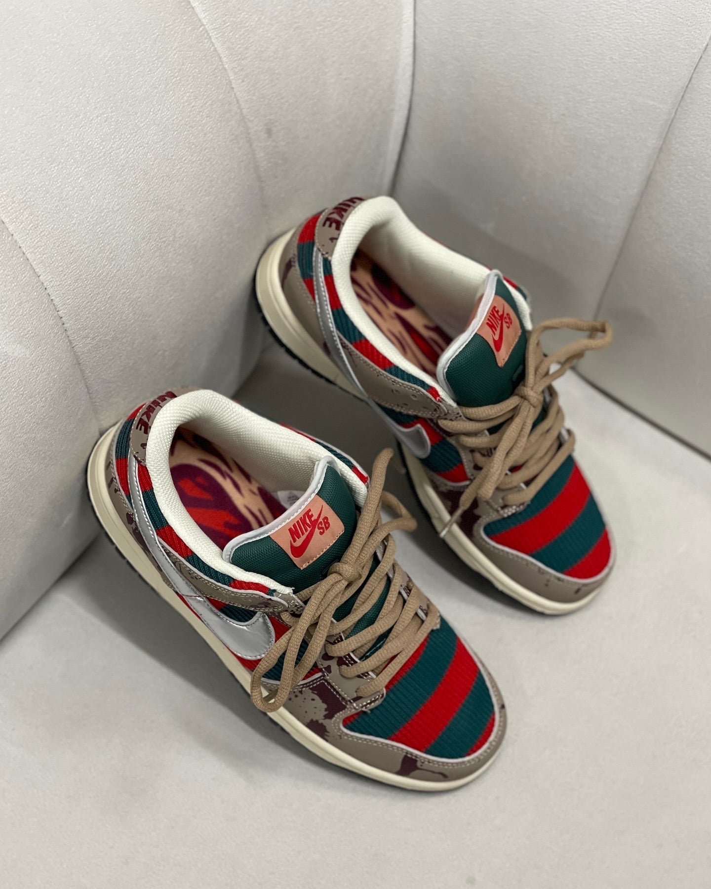 Nike SB Dunk Low Freddy Krueger