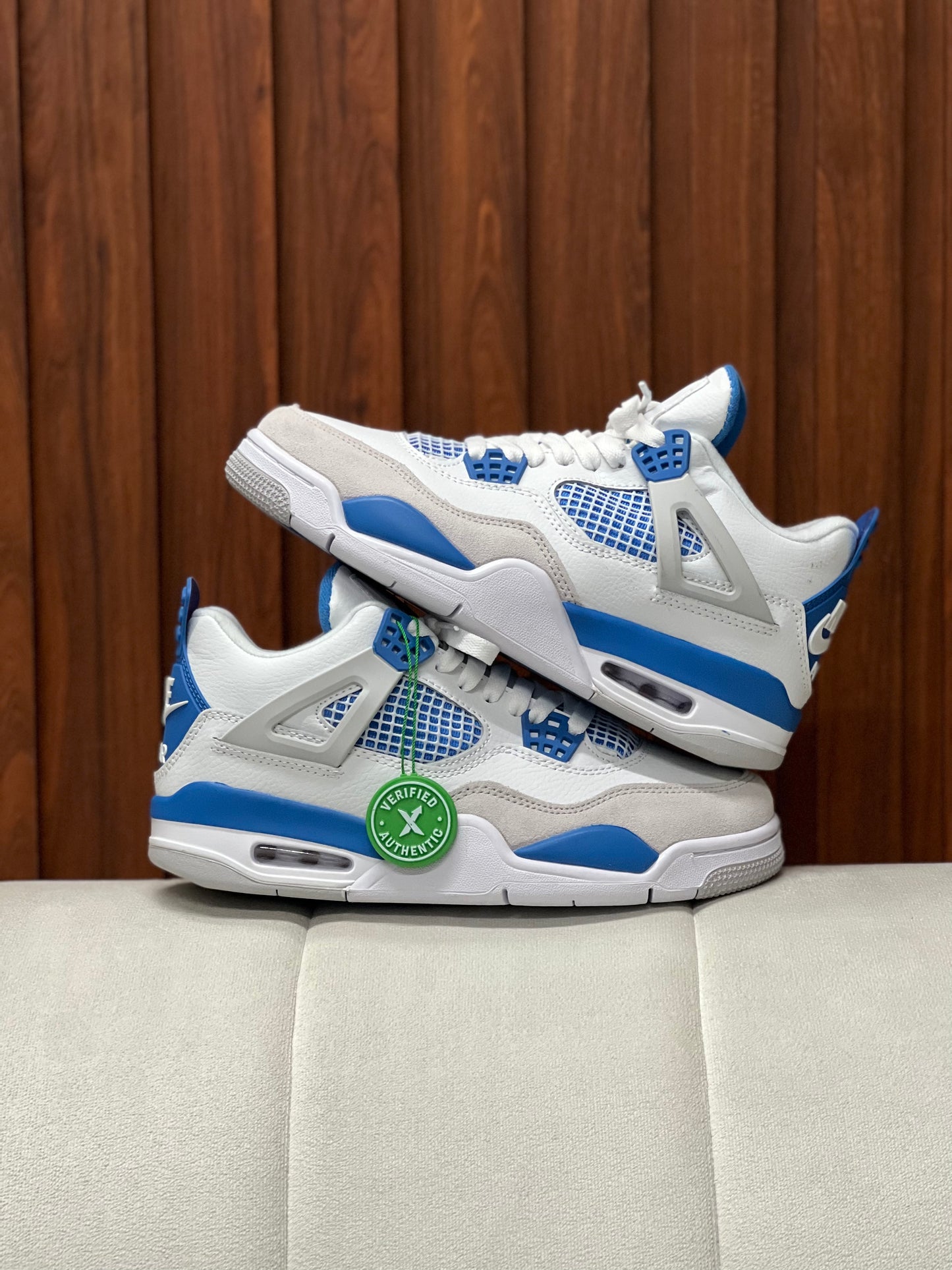 Nike Air Jordan 4 Retro Military Blue