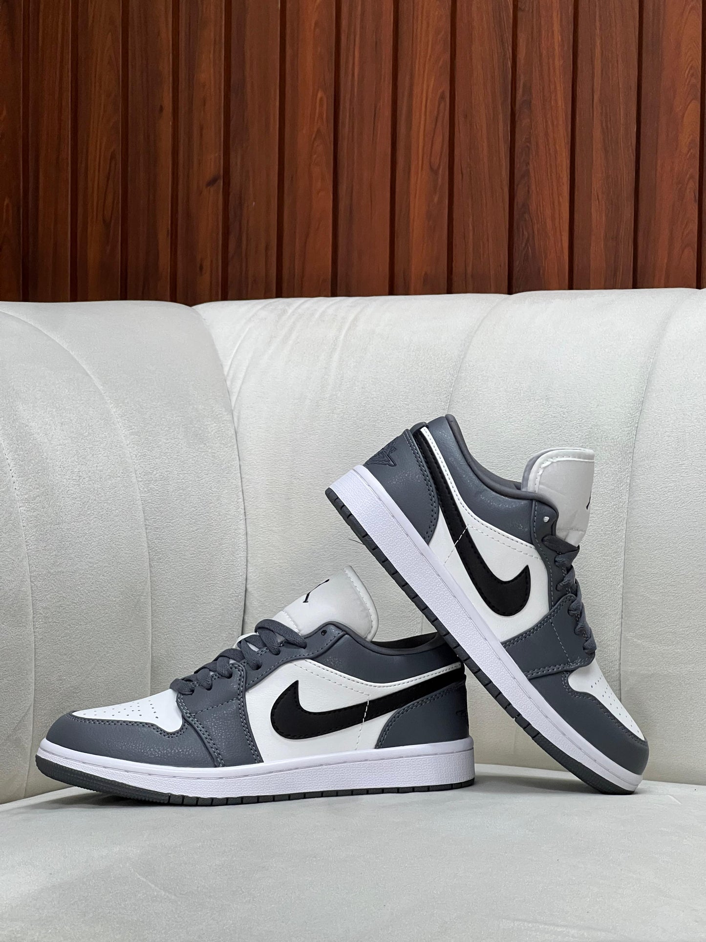 Nike Air Jordan 1 Low Iron Grey