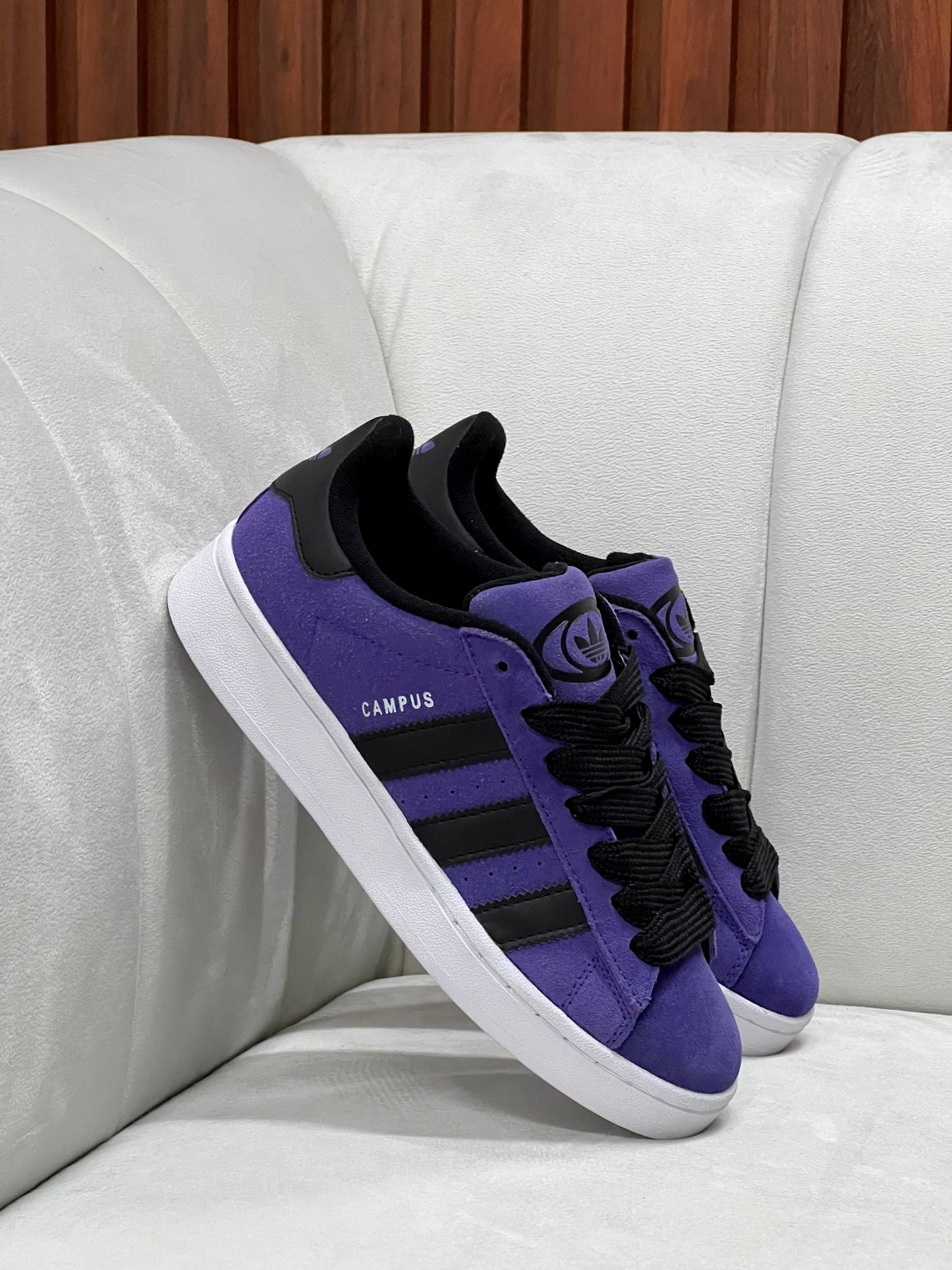 Adidas Campus 00s