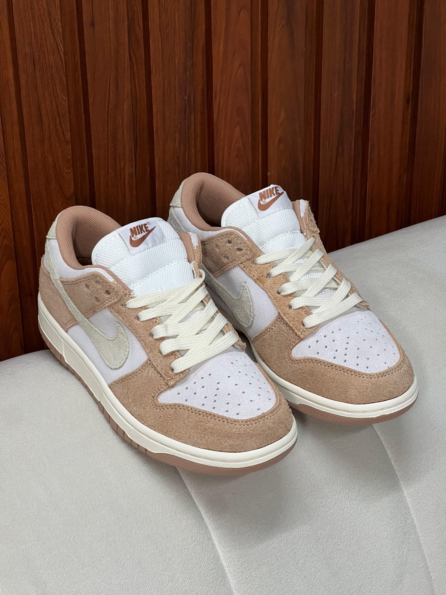 Nike SB Dunk Low Curry