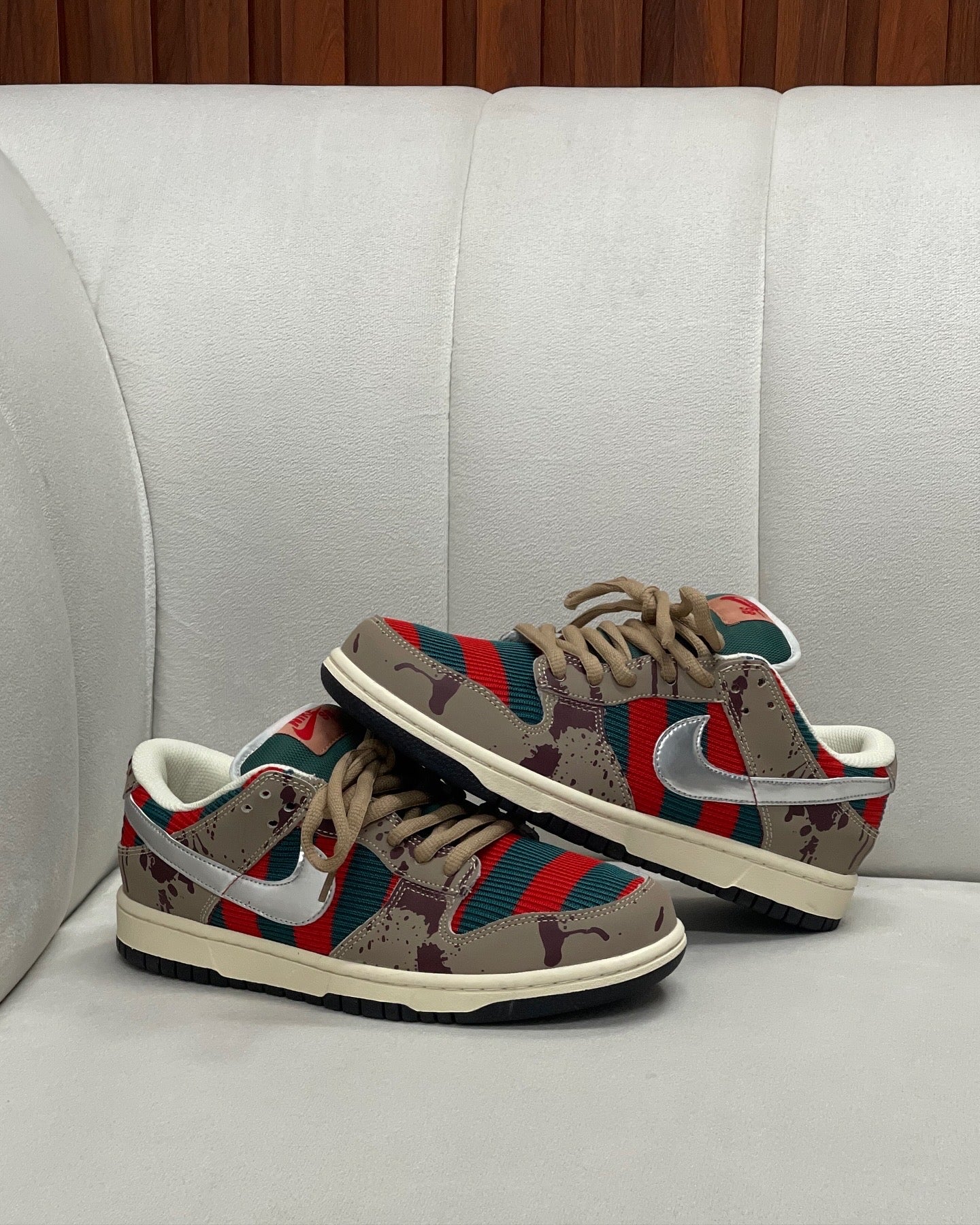 Nike SB Dunk Low Freddy Krueger