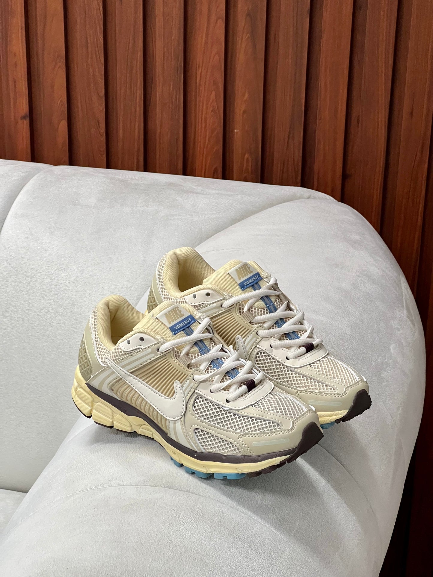 Nike Air Zoom Vomero 5 Oatmeal Beige