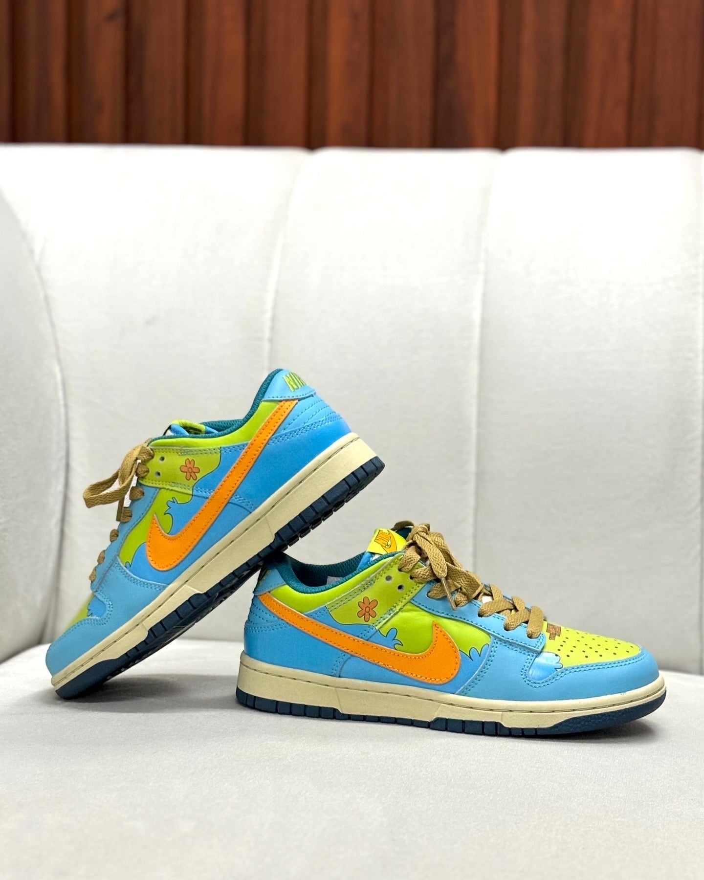 Nike SB Dunk Low Scooby-Doo
