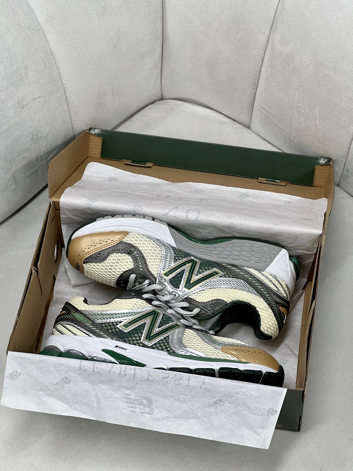 New Balance 860 V2 Aime Leon Dore Green