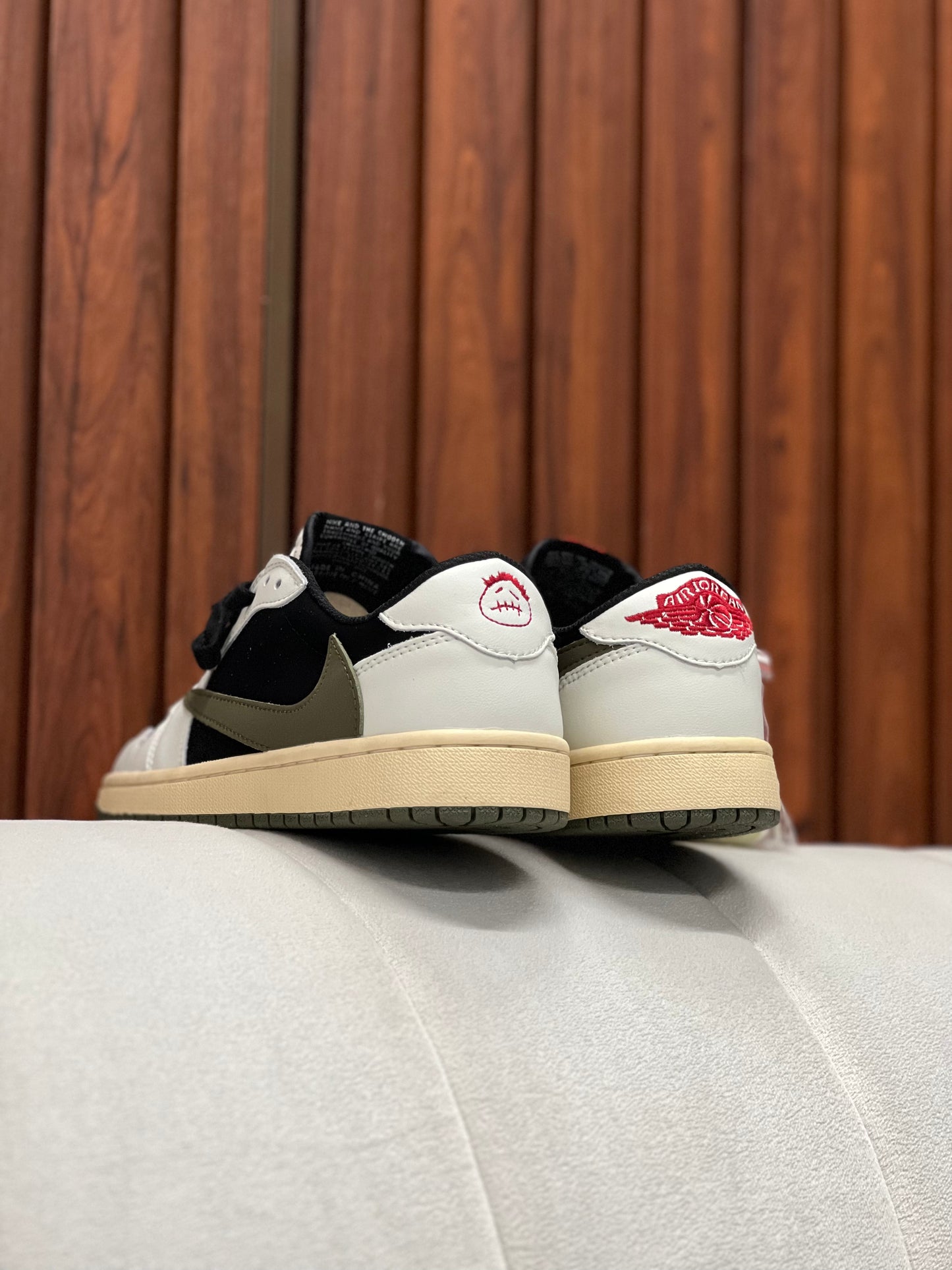 Nike Air jordan retro 1 X Travis Scott