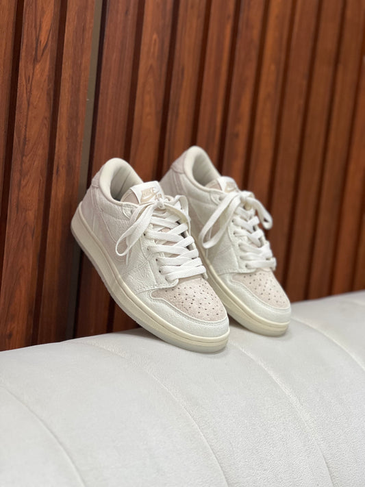 Nike Air Jordan 1 Retro Low OG Chris Paul Give Them Flowers