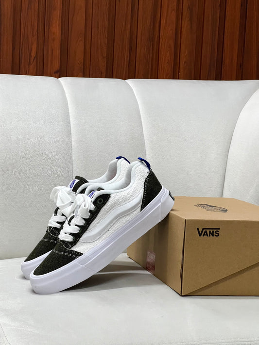 Vans Knu Skool