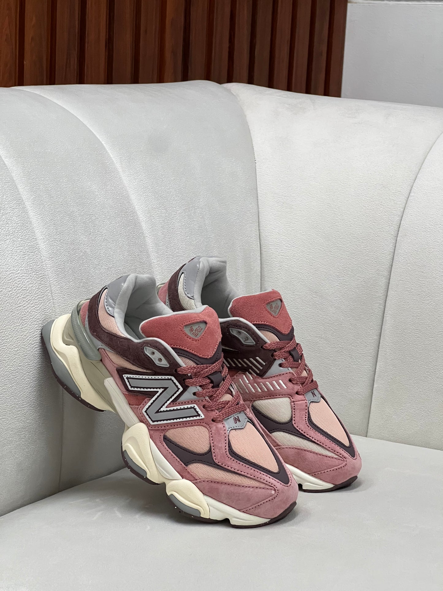 New Balance 9060 Cherry Blossom