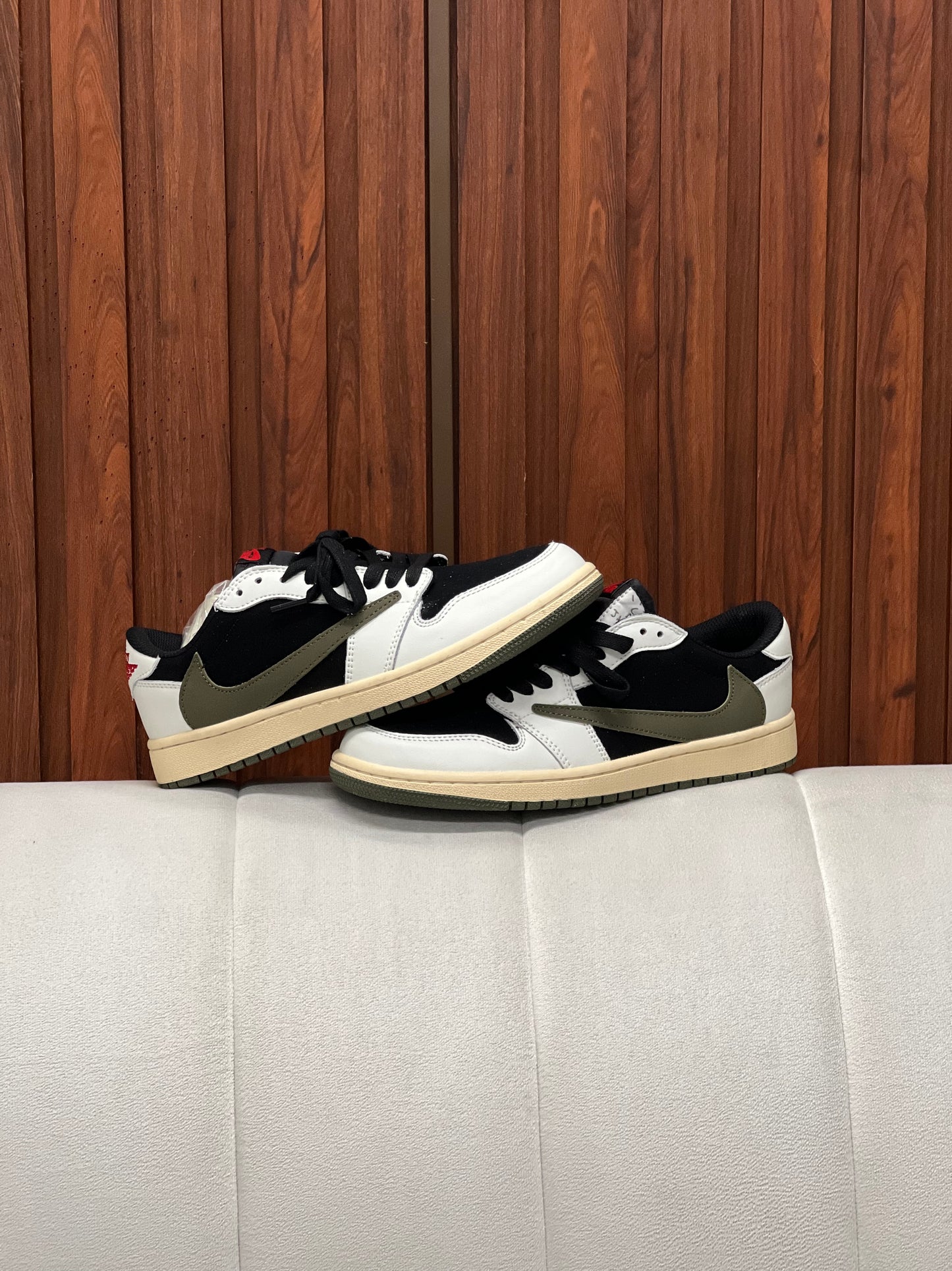 Nike Air jordan retro 1 X Travis Scott