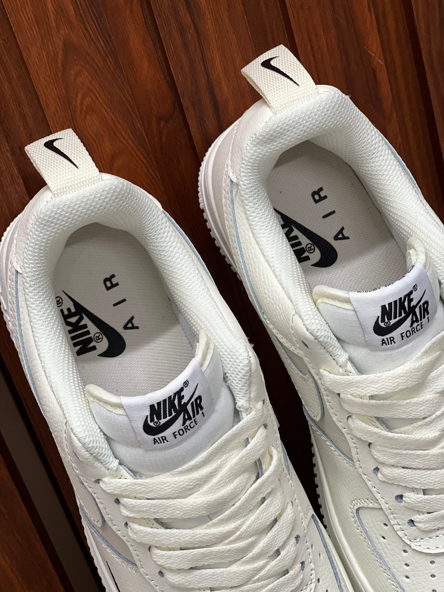 Nike Air Force 1 Essential