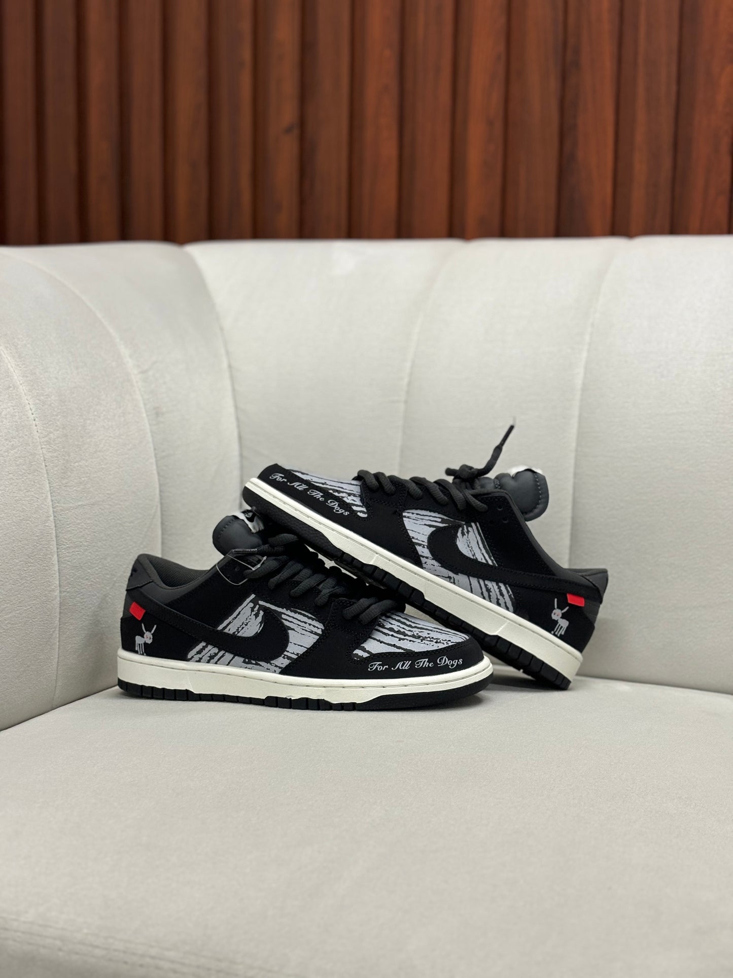 Nike SB Dunk Low For All the Dogs