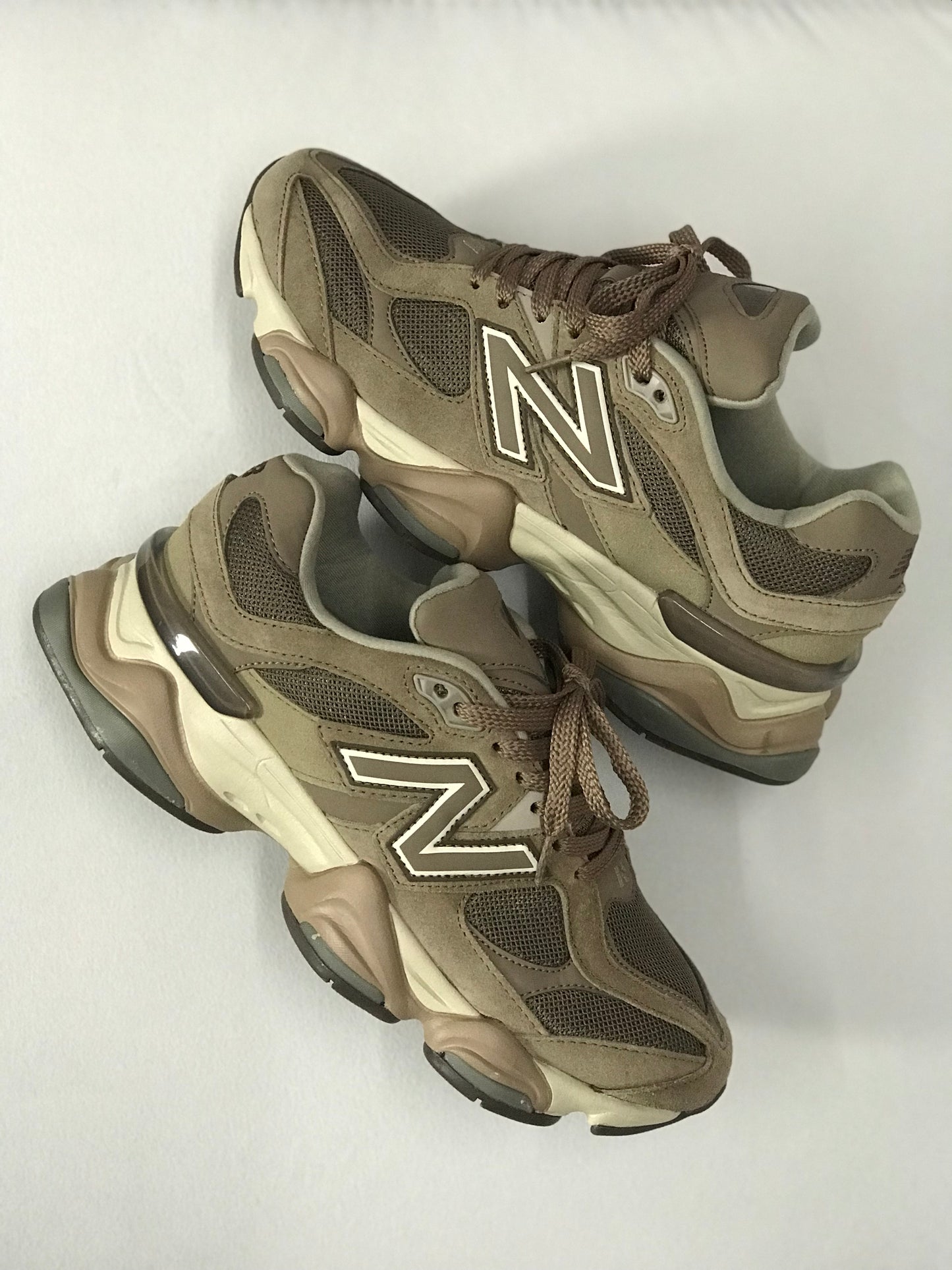 New Balance 9060 Mushroom Brown